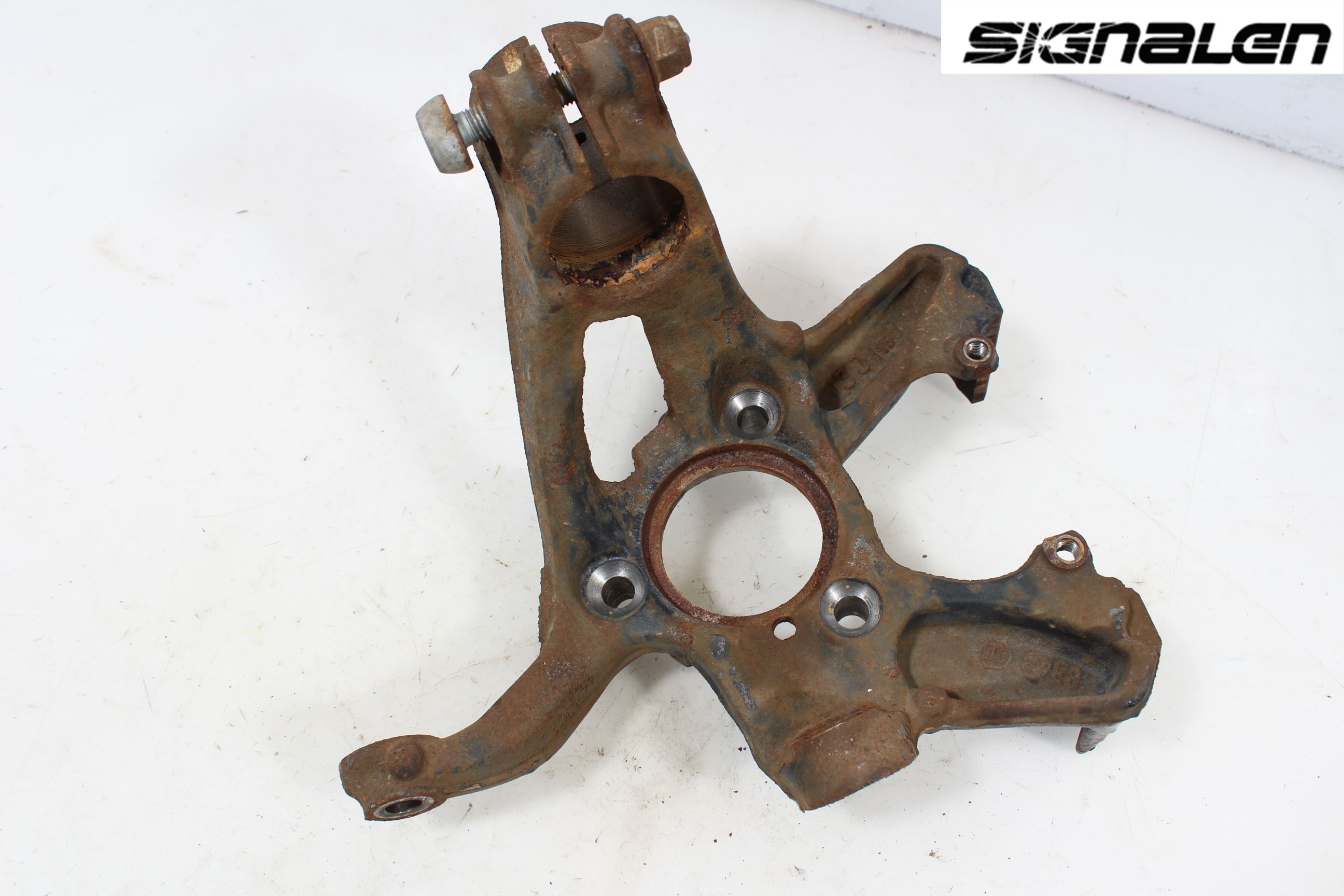 Seat LEON 13-20 Styrspindel Lagerhus Vä