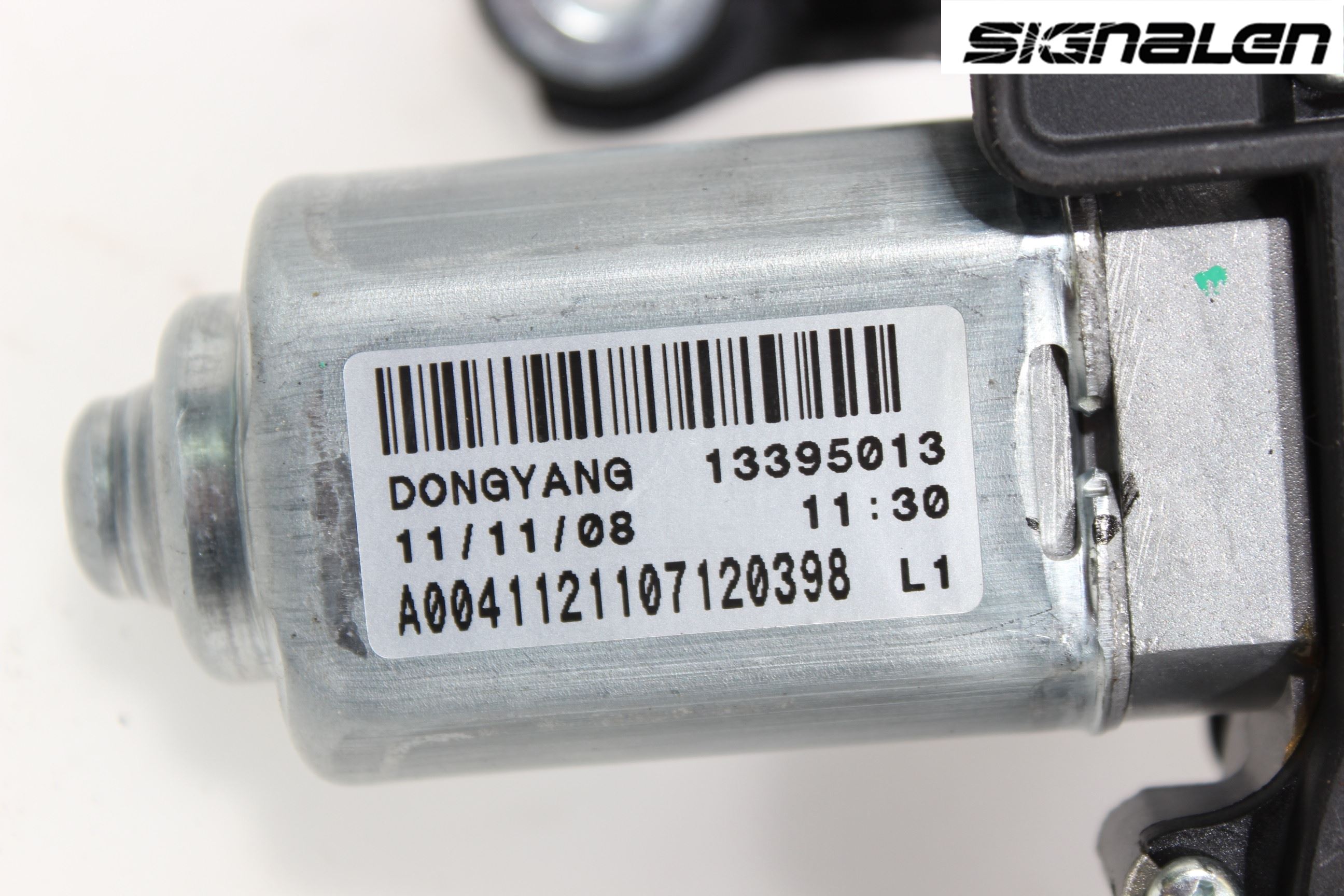 Opel ASTRA J 10-15 Torkarmotor Baklucka