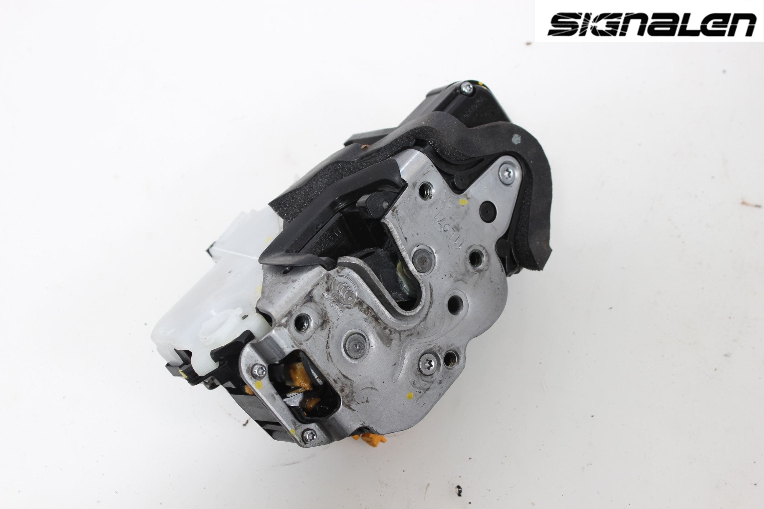 Opel ASTRA J 10-15 Låskista-Dörrlås