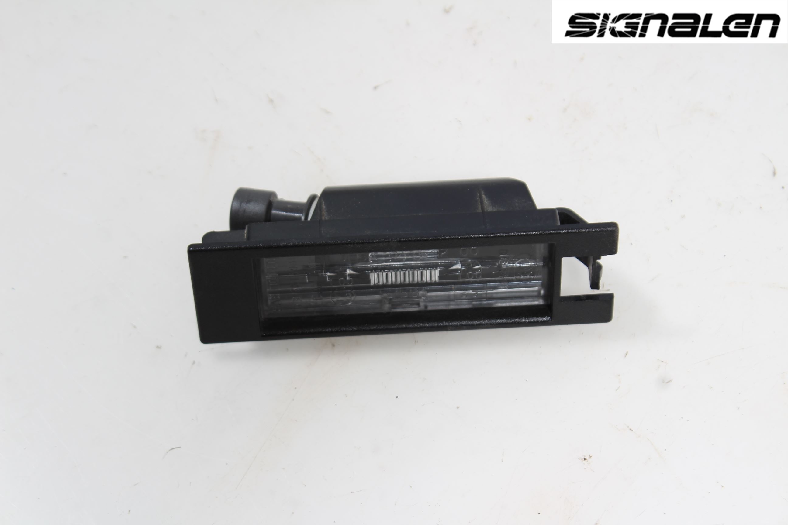 Opel ASTRA K 16-22 Skylt Belysning