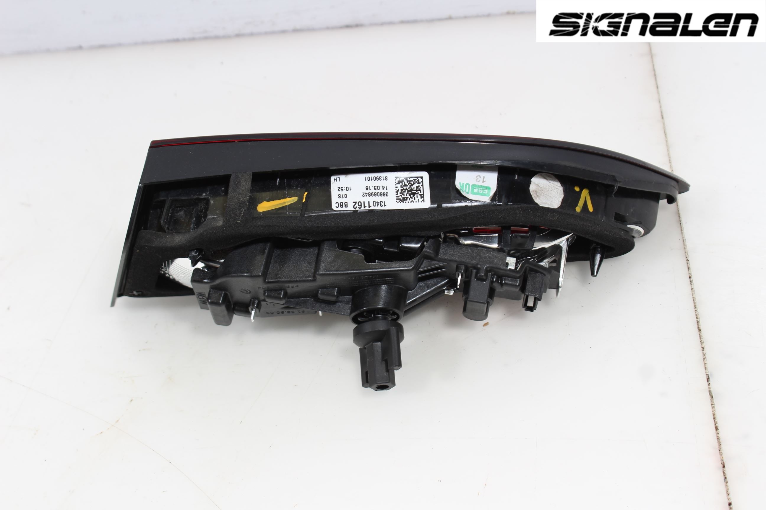 Opel ASTRA K 16-22 Bakljus Lucka Vä