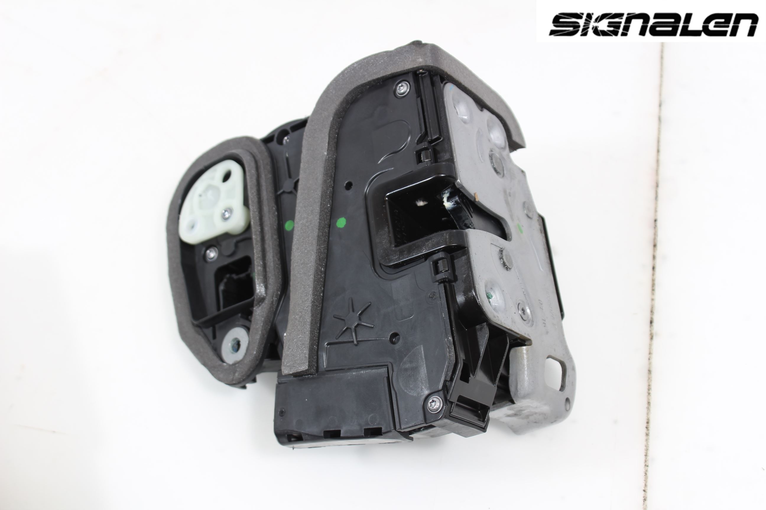 Opel ASTRA K 16-22 Låskista-Dörrlås