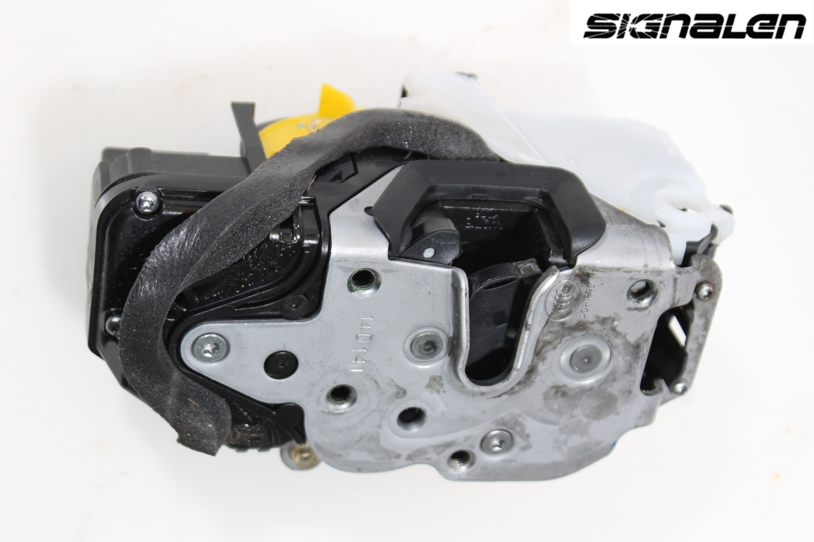 Opel ASTRA J 10-15 Låskista-Dörrlås