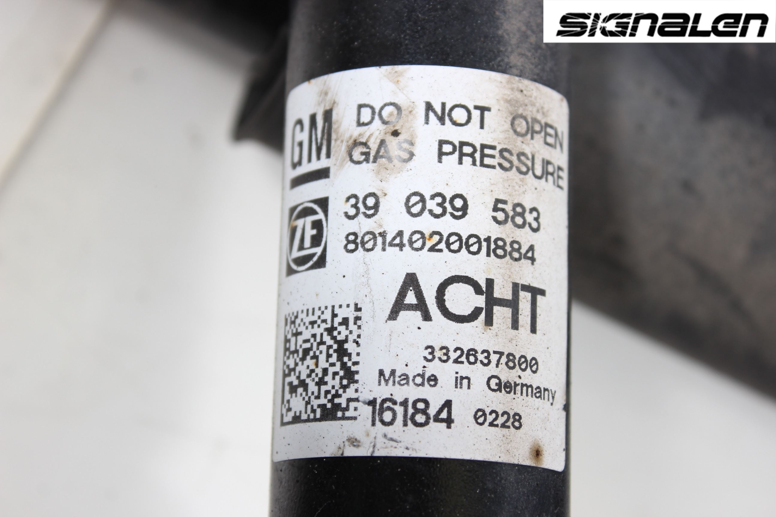 Opel ASTRA K 16-22 Stötdämpare Bak