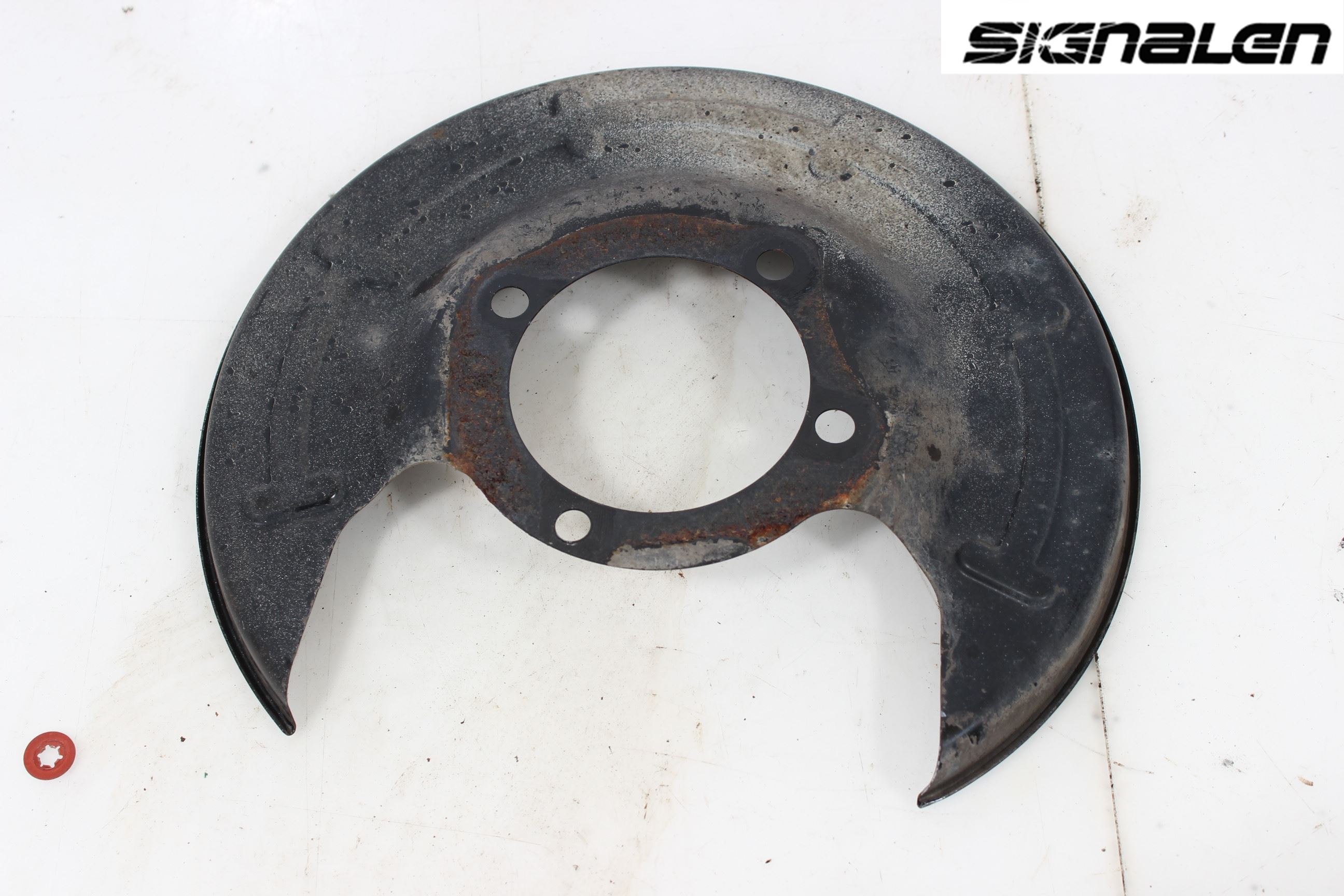 Opel ASTRA K 16-22 Bromssköld Bak