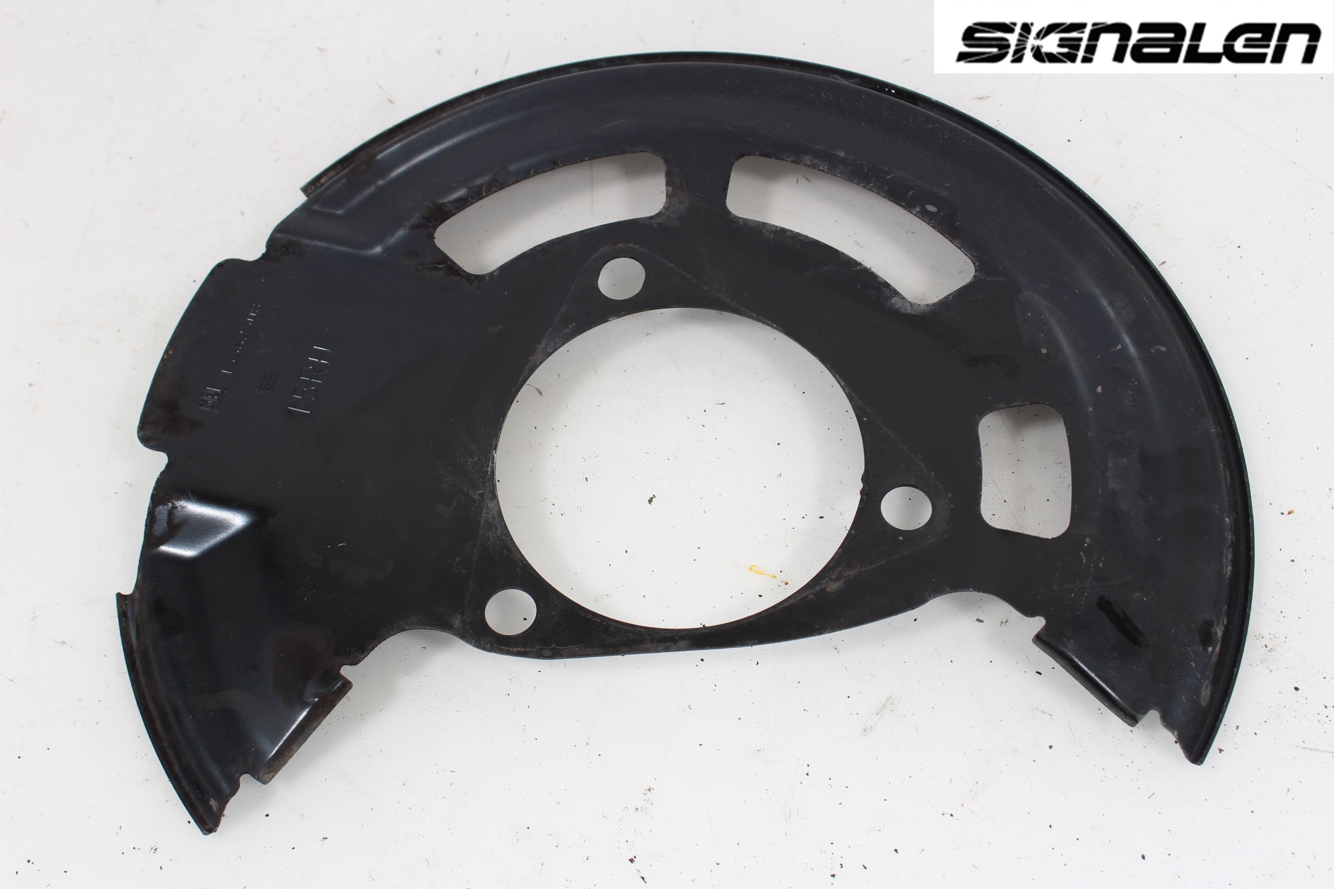 Opel ASTRA K 16-22 Bromssköld Fram