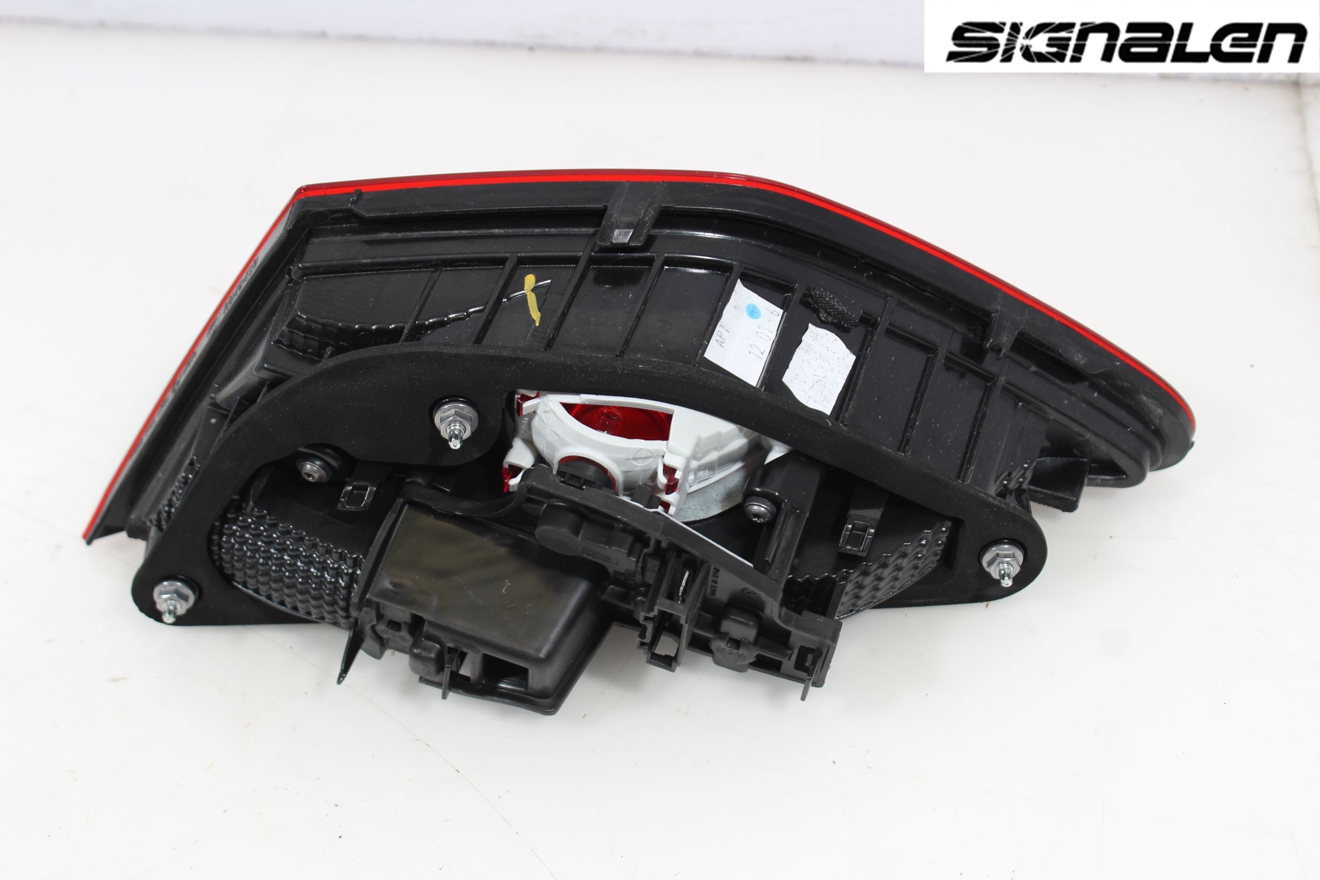 Seat LEON 13-20 Bakljus Lucka Vä