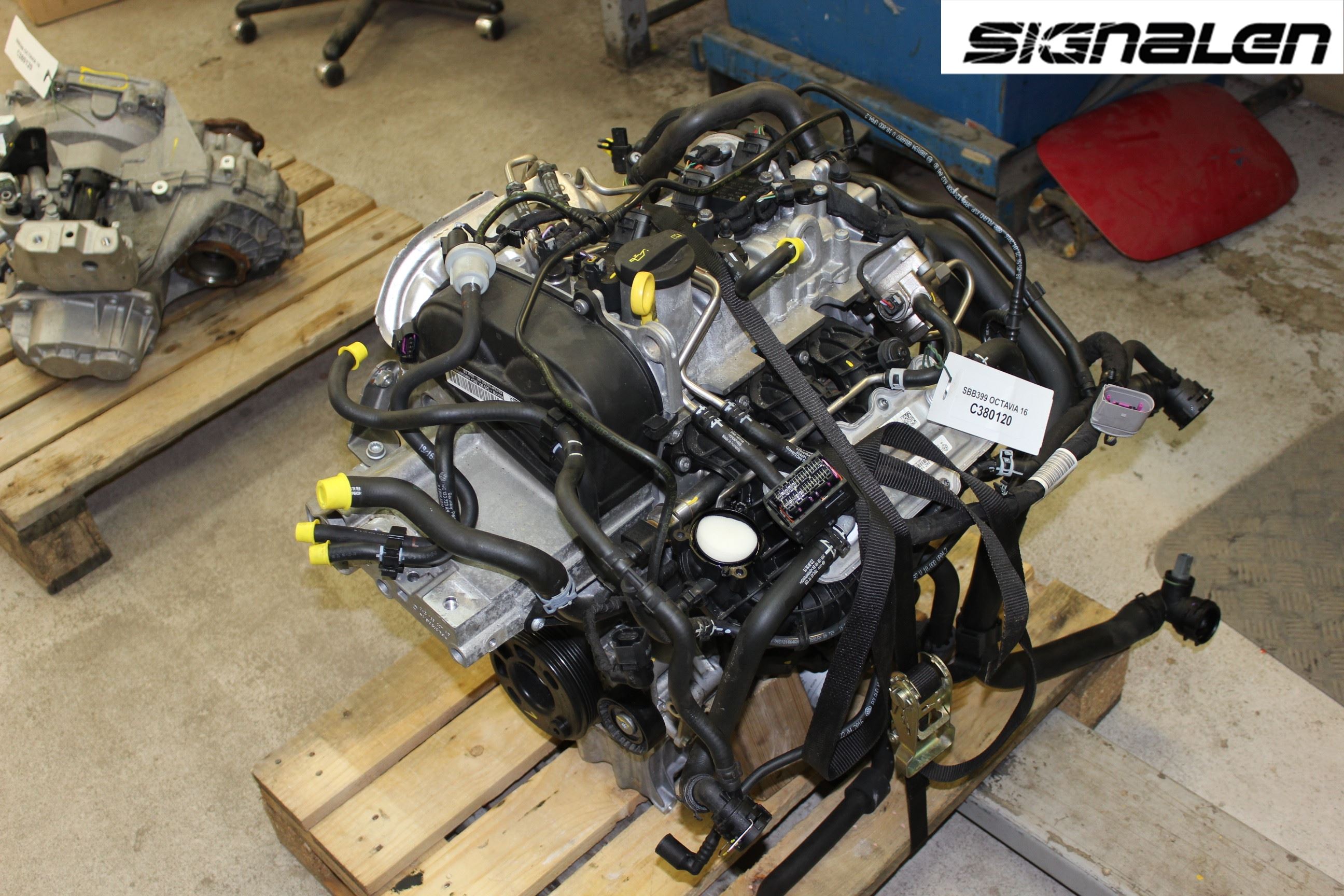 Skoda OCTAVIA (5E) 13-20 Motor Bensin