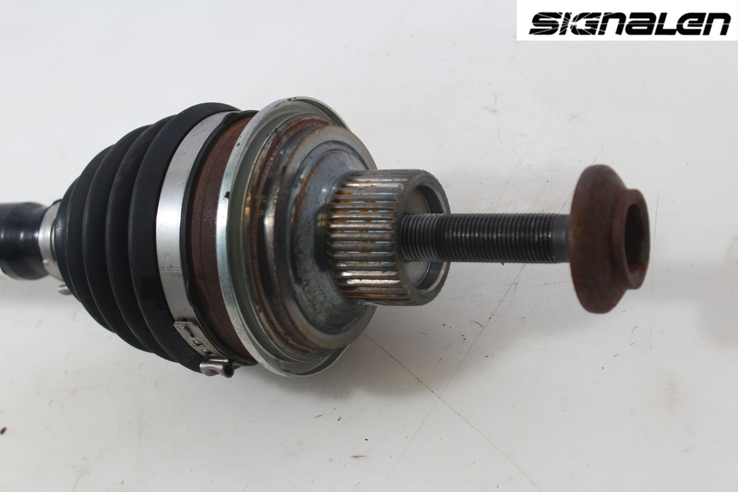 Audi A5 07-16 Drivaxel Fram Höger