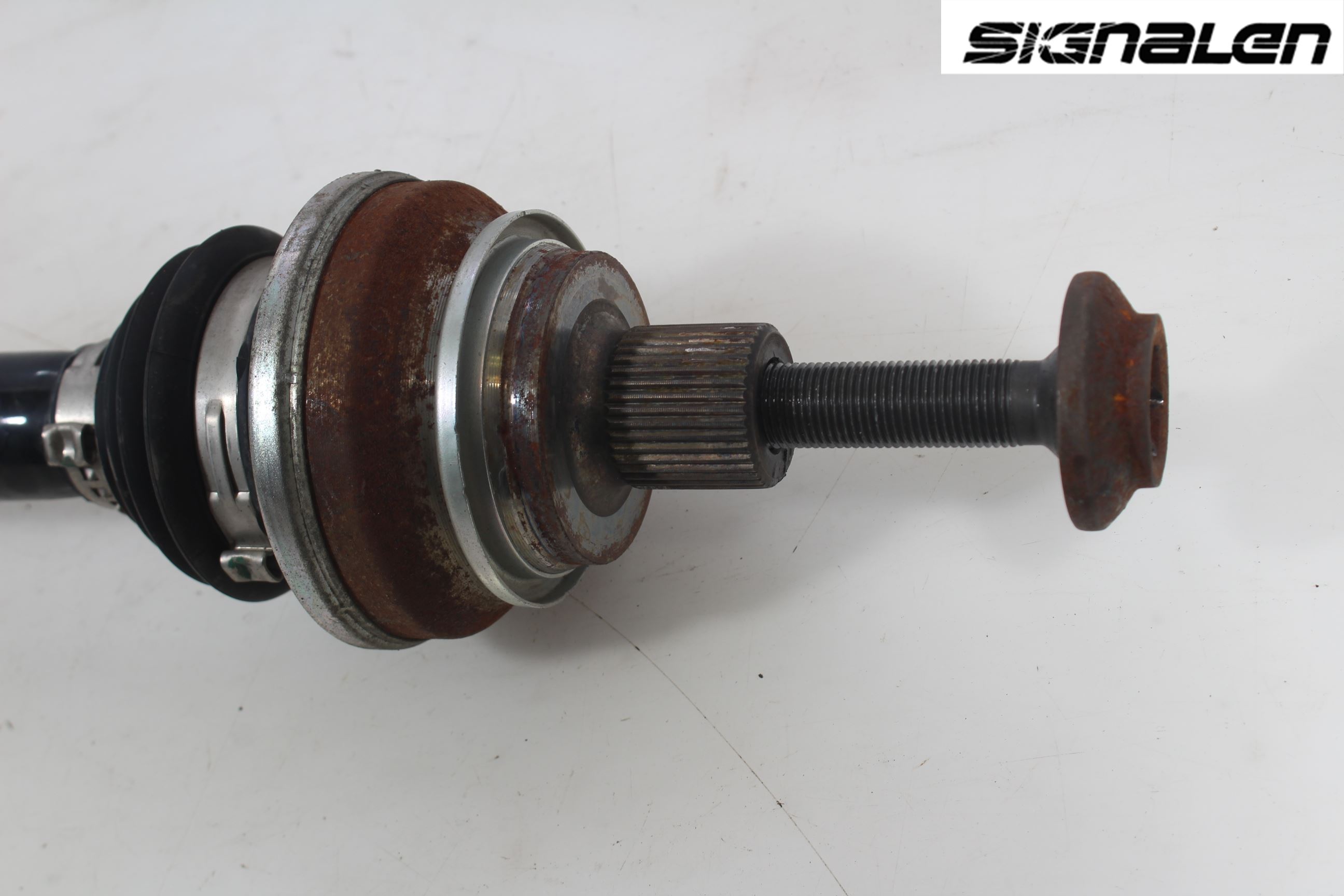 Audi A5 07-16 Drivaxel Bak Vänster
