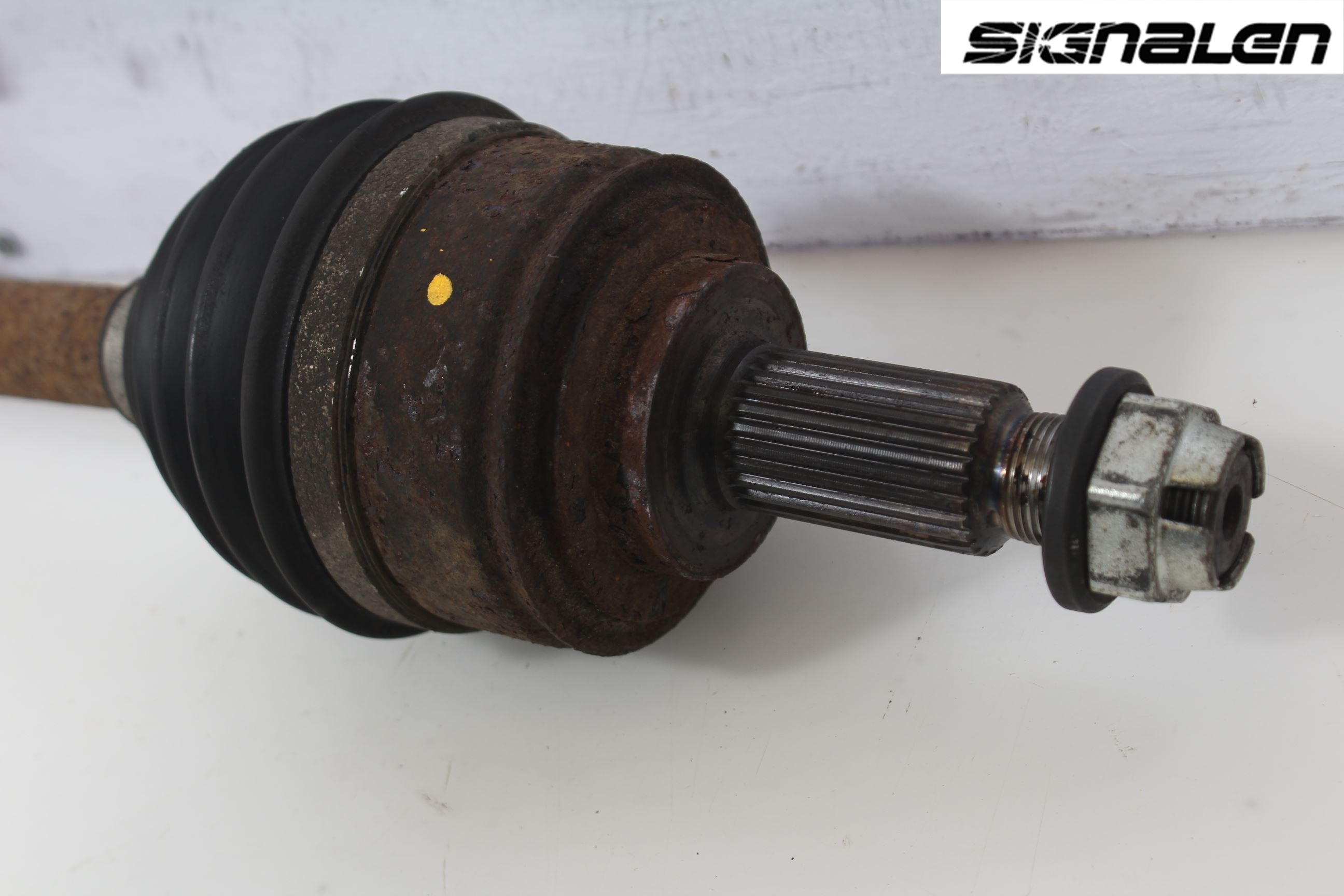 Renault MEGANE III 09-15 Drivaxel Fram Vänster