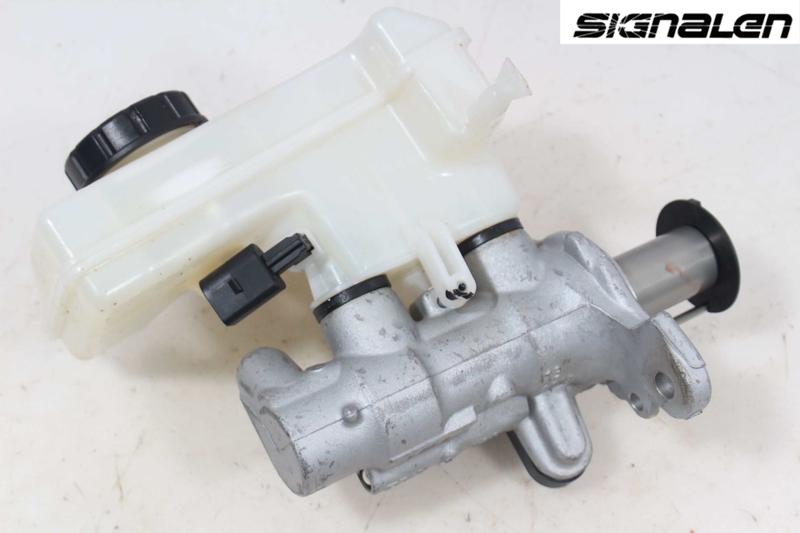 Volkswagen VW TIGUAN 16-24 Broms Huvudcylinder