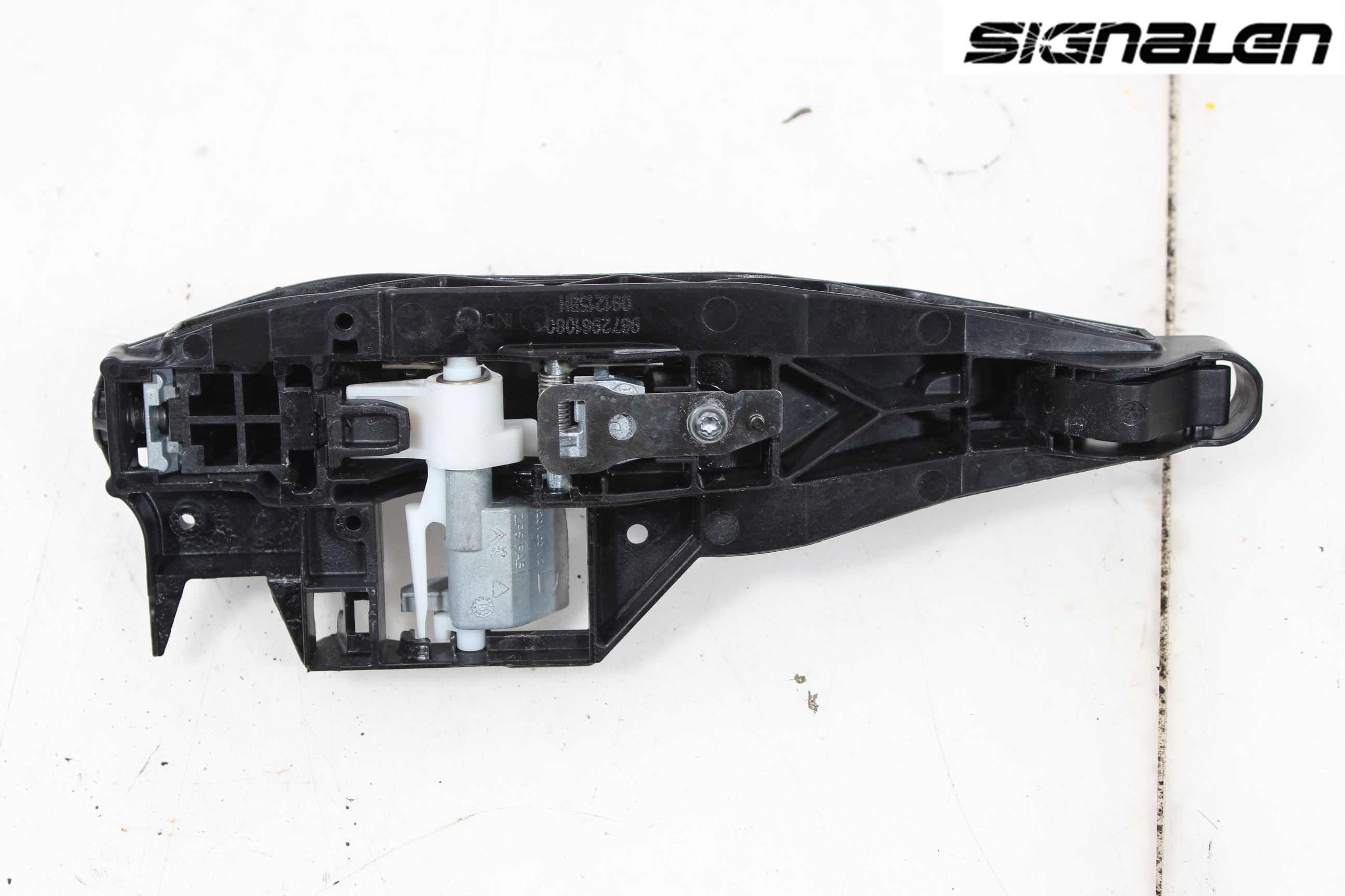 Peugeot PEUGOT 208 16-19 Dörrhandtag Yttre Hö