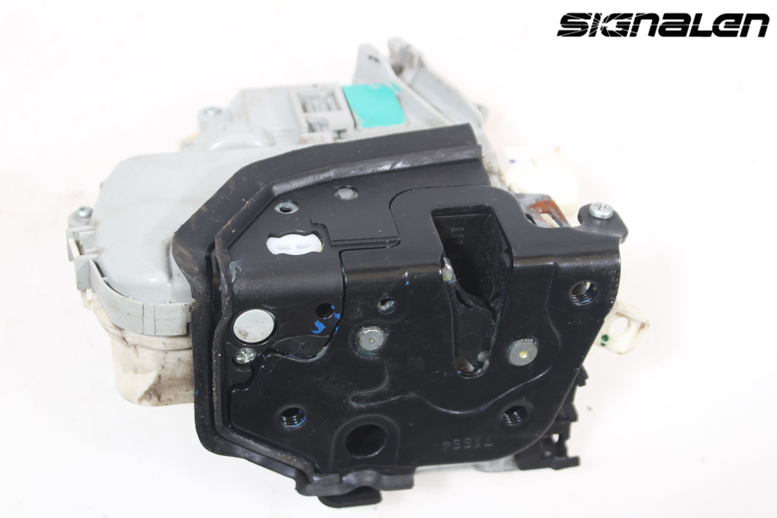 Audi A4 12-15 Låskista-Dörrlås