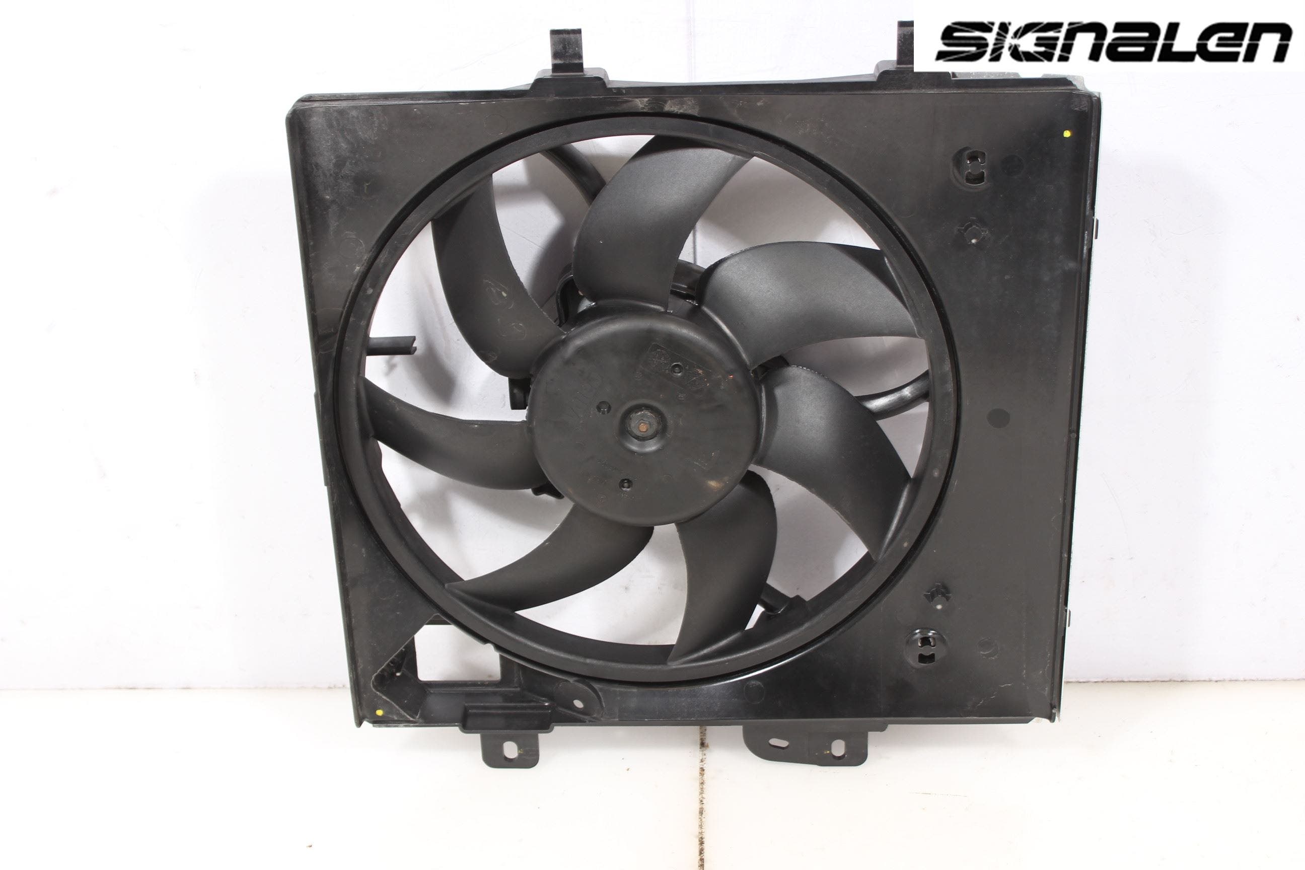 Peugeot 208 12-15 Kylfläkt El