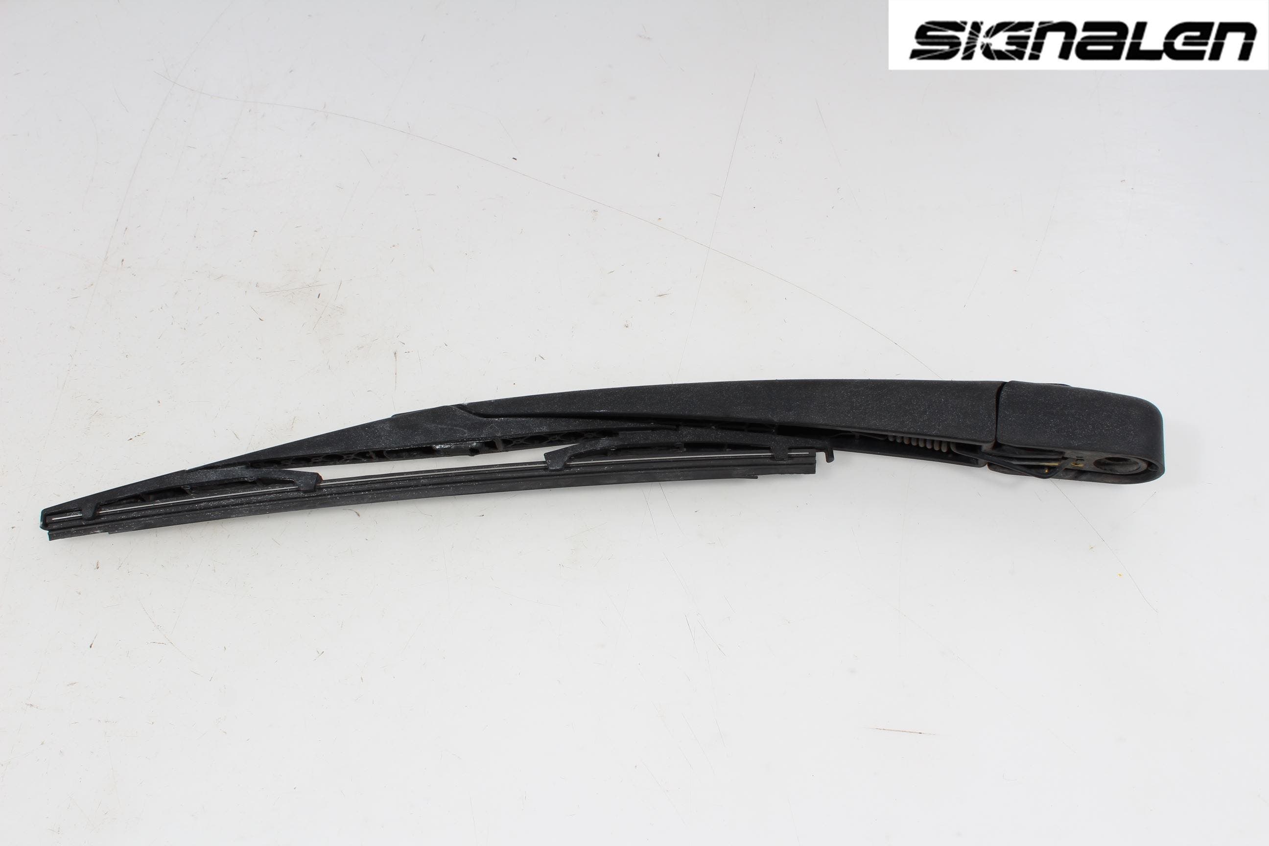 Hyundai i30 FD 07-12 Torkararm-Bakruta