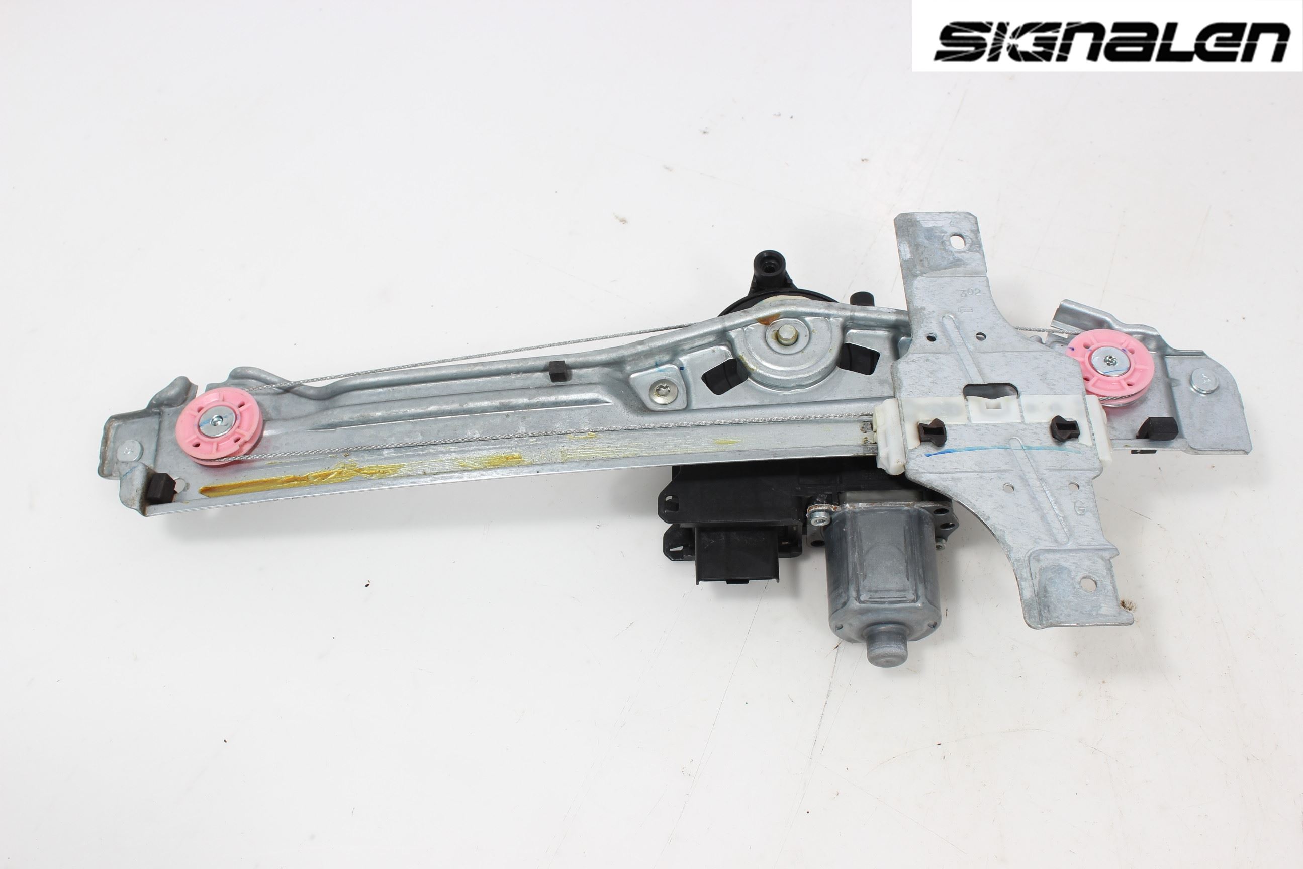 Peugeot 208 12-15 Fönsterhiss El Kompl