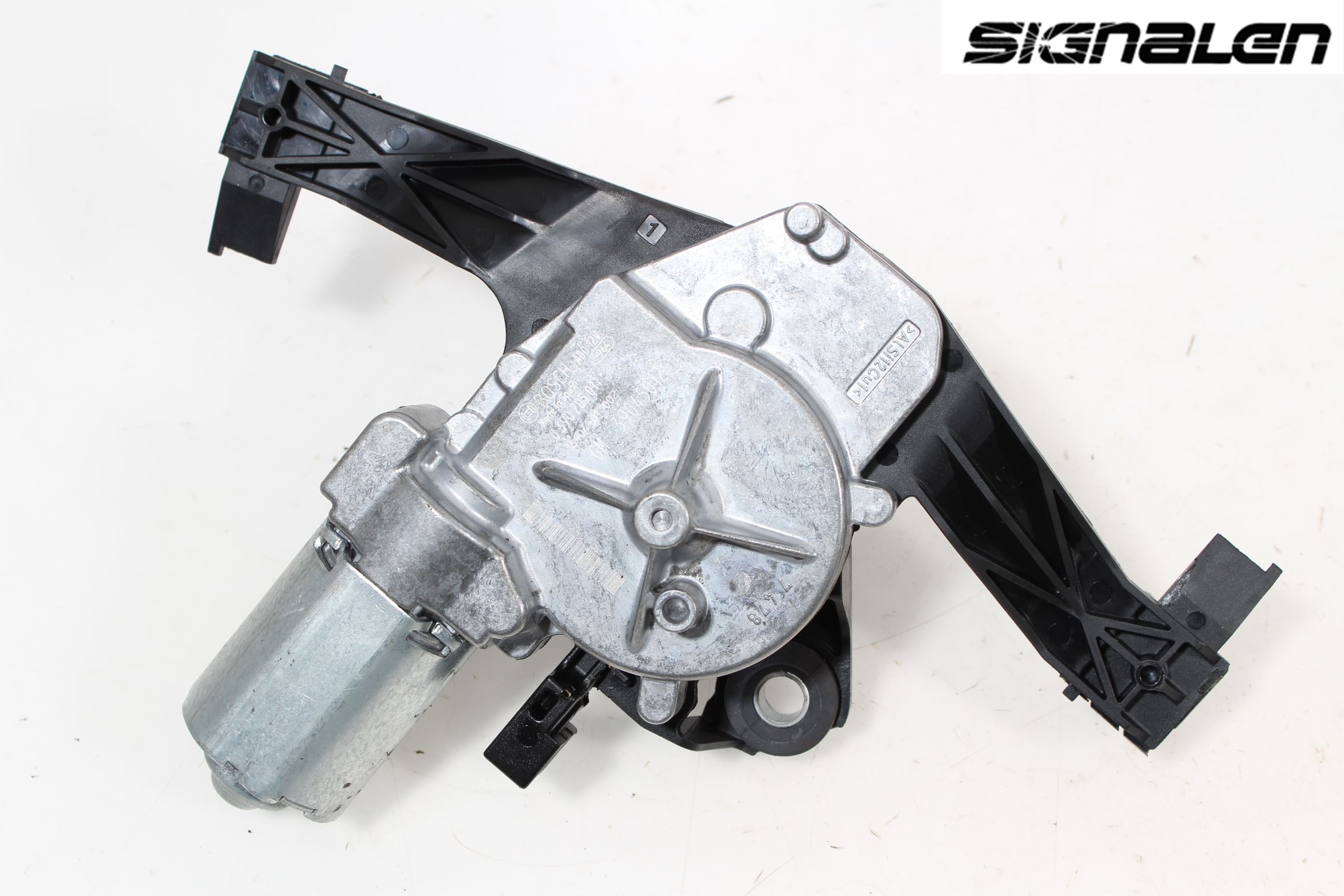 Opel CORSA E 15-19 Torkarmotor Baklucka