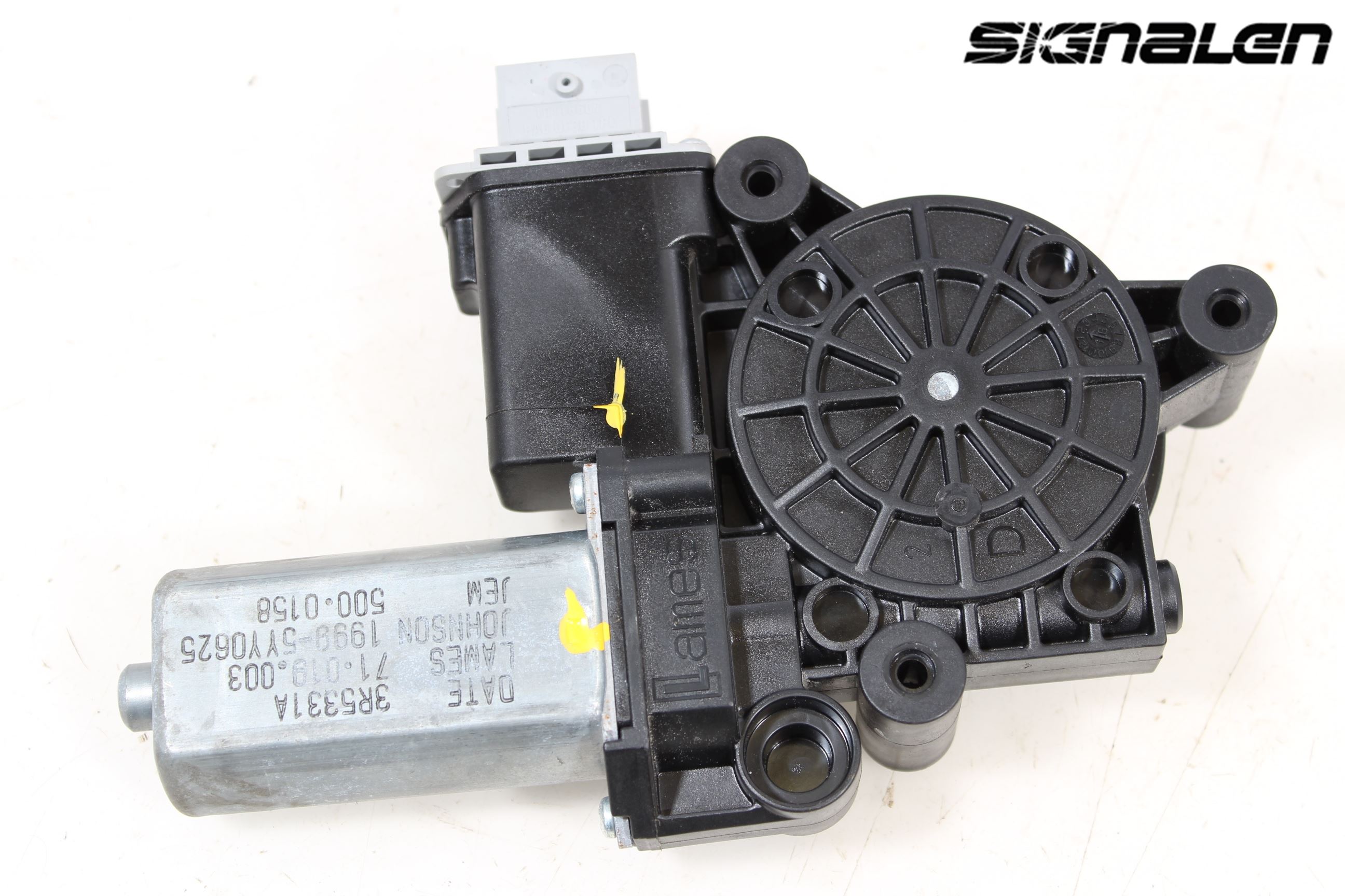 Opel CORSA E 15-19 Fönsterhissmotor