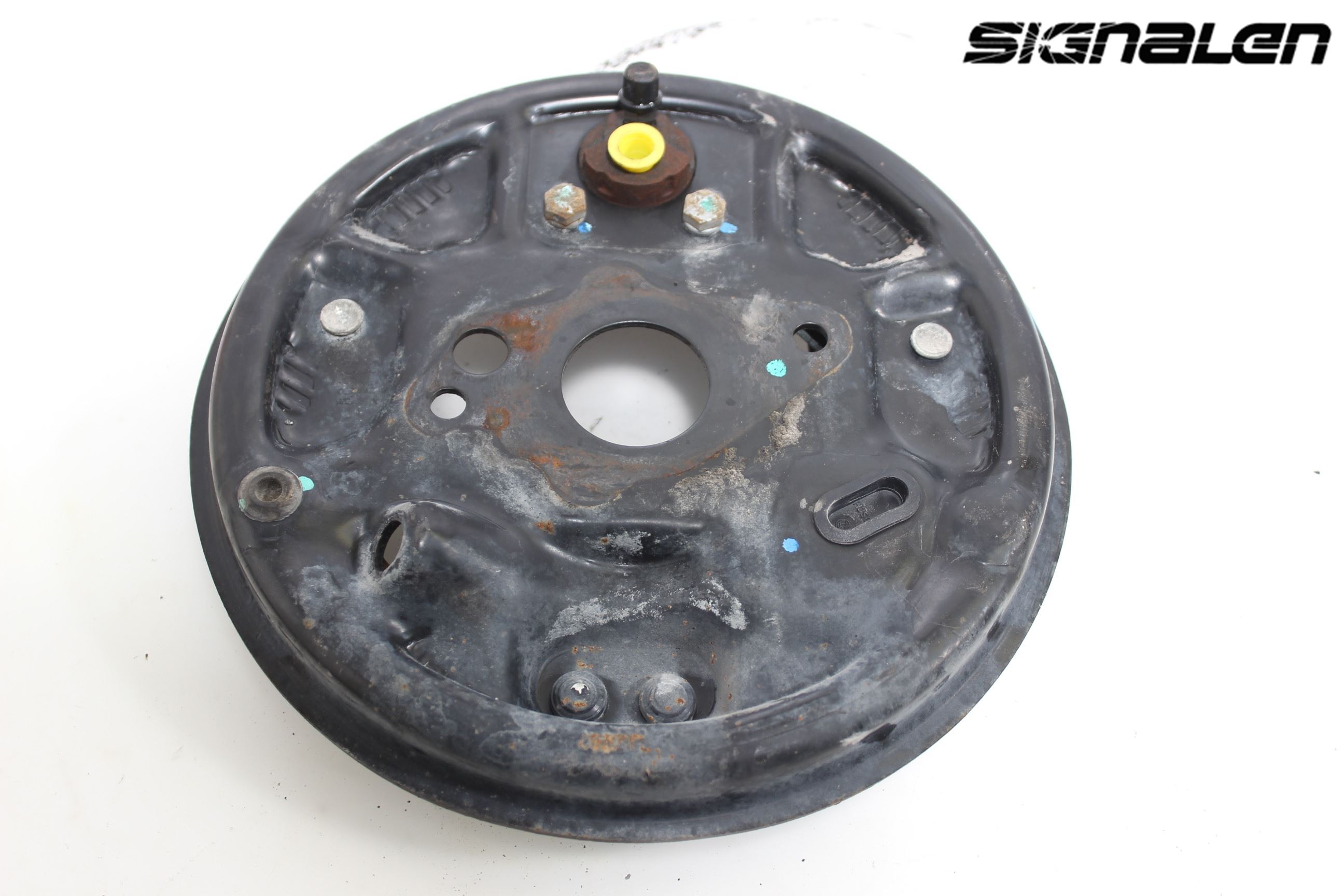 Ford KA 09-16 Bromssköld Bak