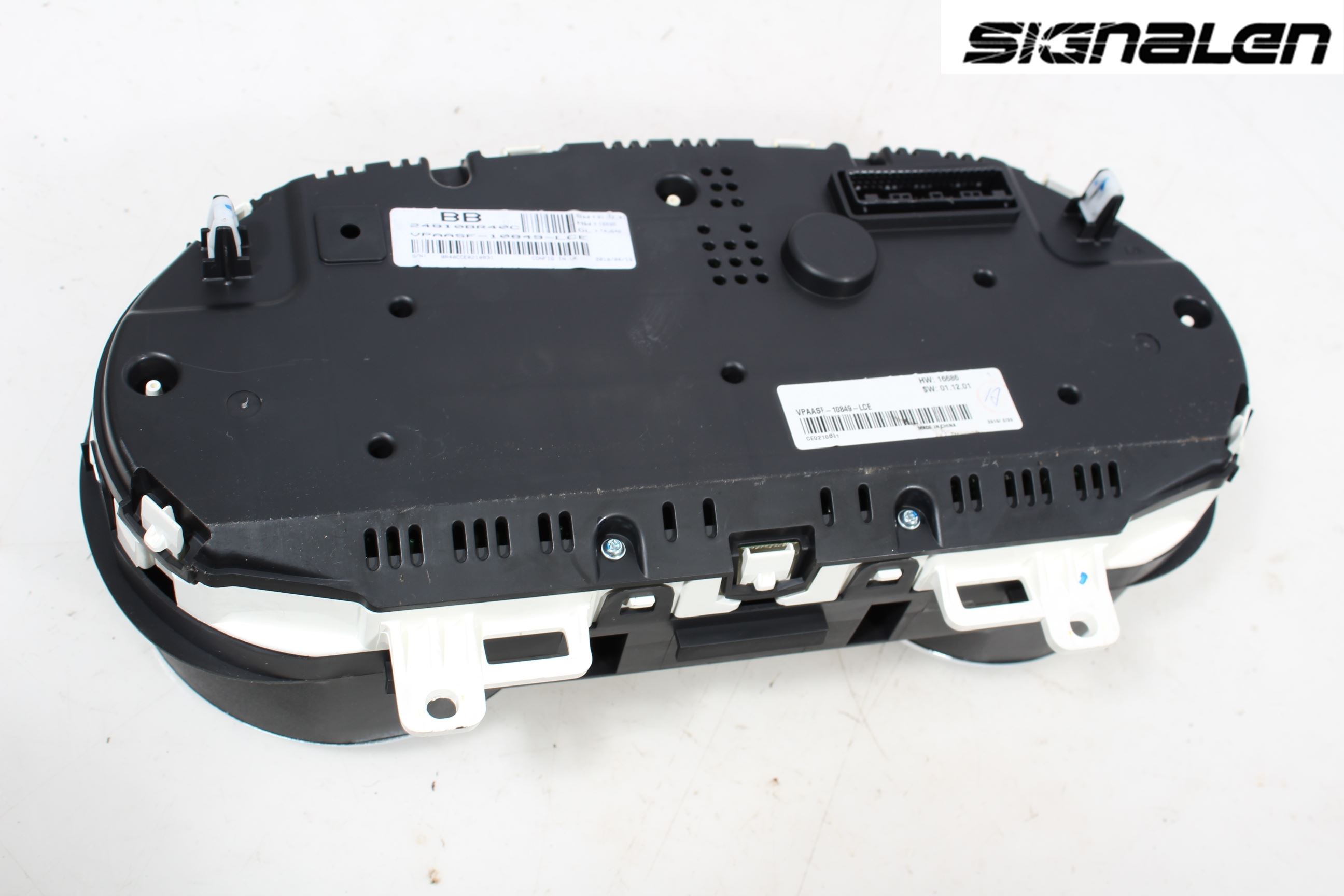 Nissan QASHQAI+2  10-14 Instrument Komb