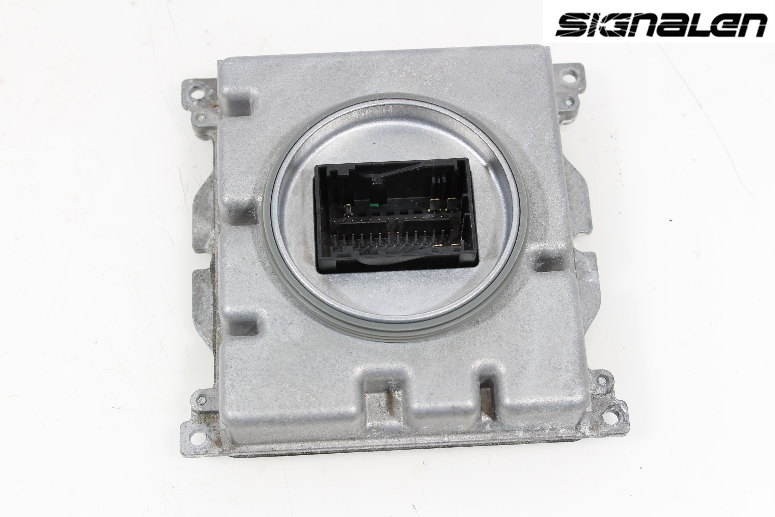 Audi A4/S4 B9 16-19 Styrenhet Strålkastare