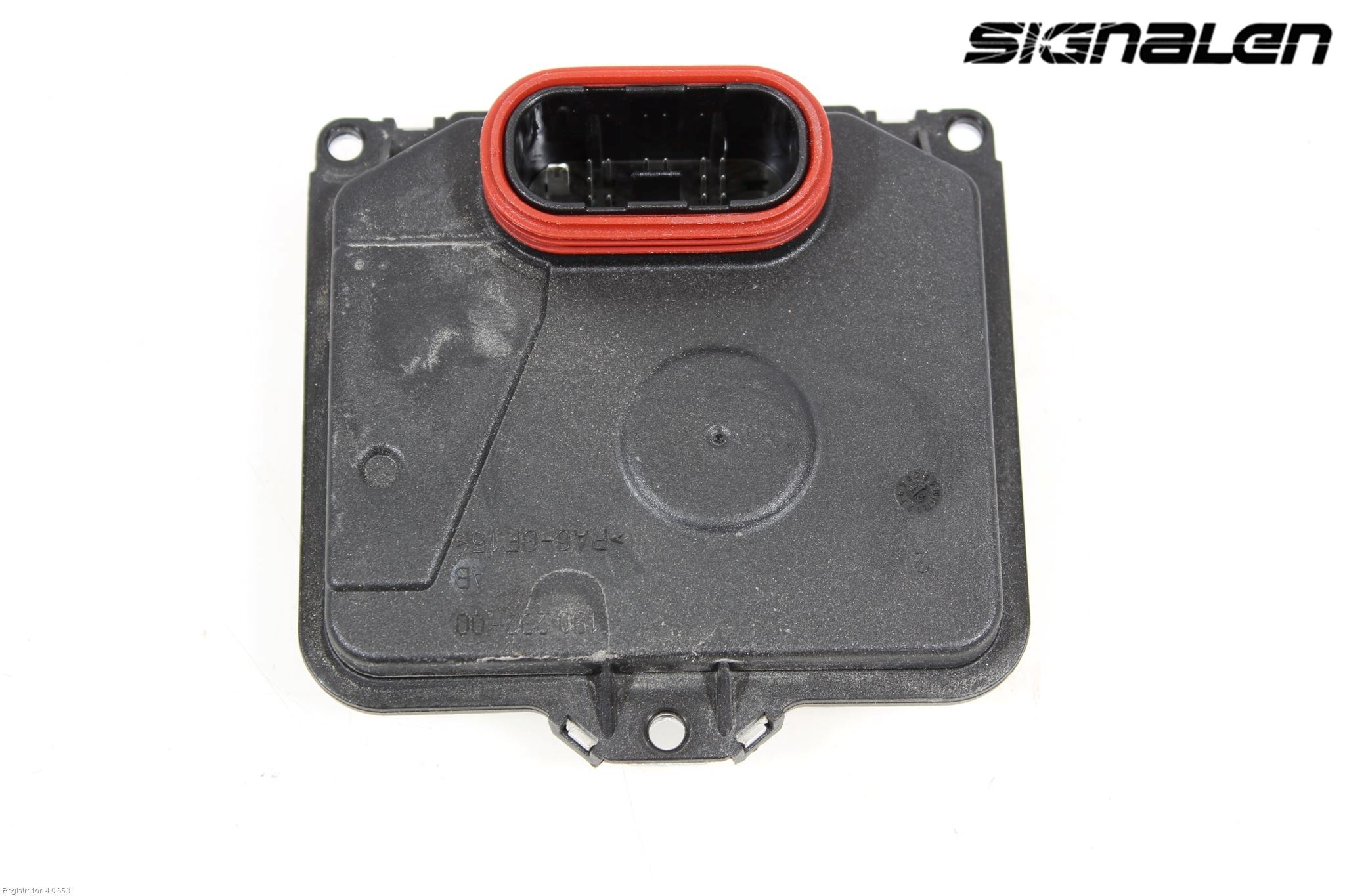 Audi A4/S4 B9 16-19 Styrenhet Strålkastare