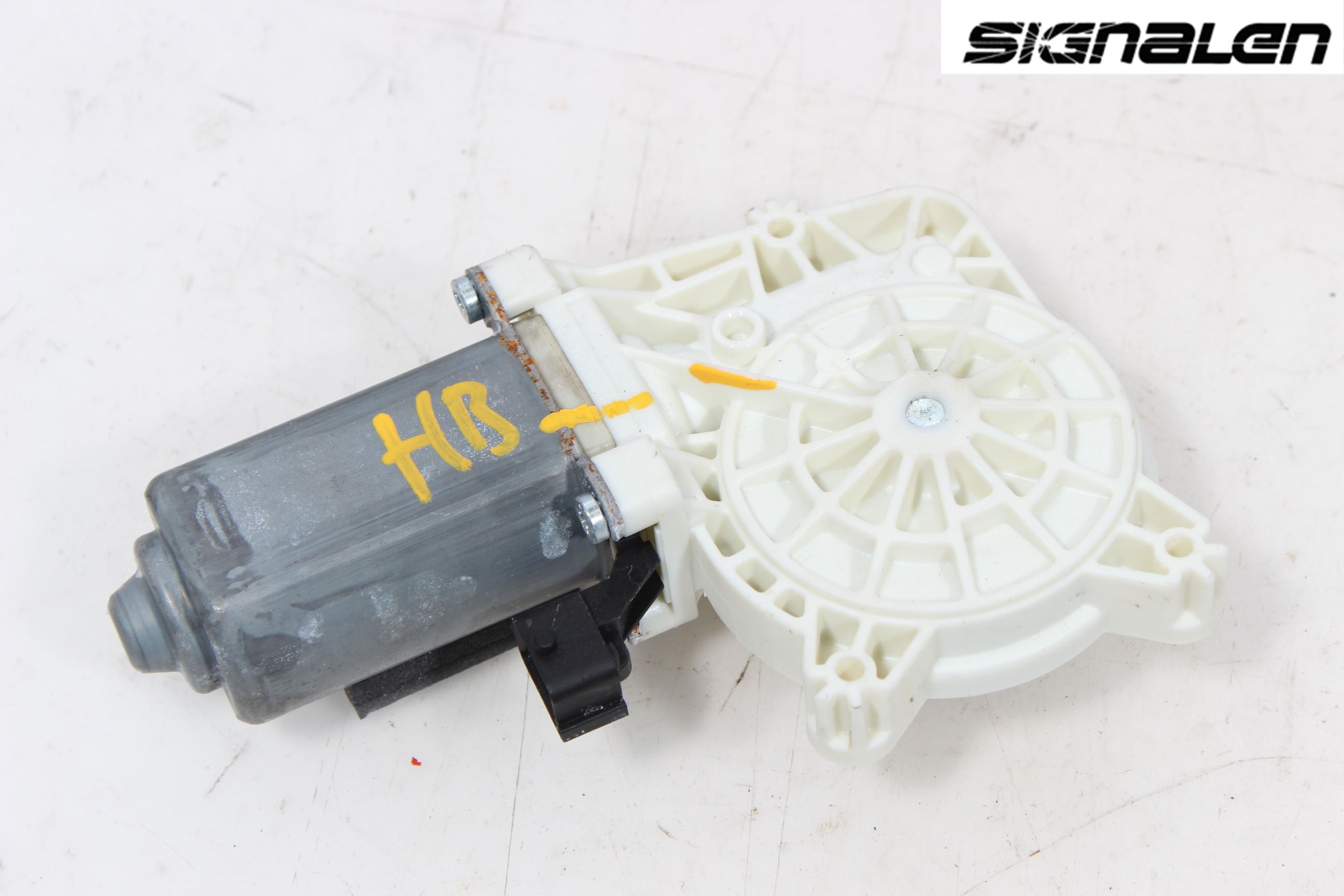Saab 9-3 VER2/VER3 08-15 Fönsterhissmotor
