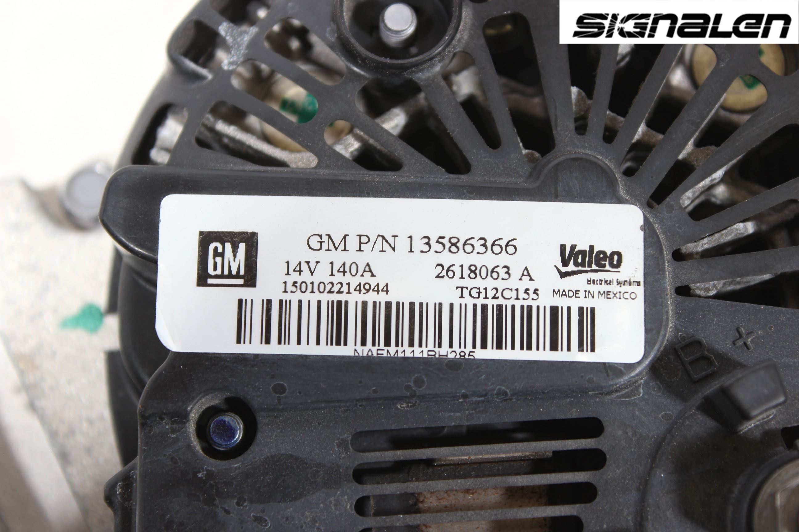 Opel ASTRA J 10-15 Generator