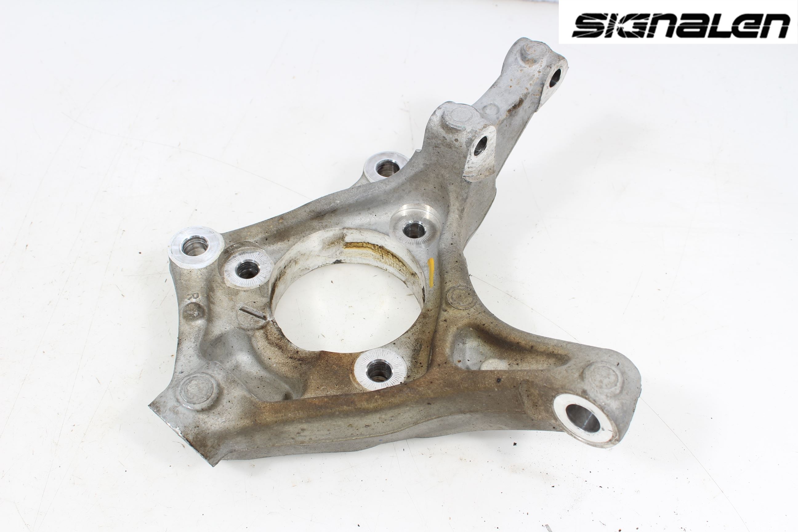 Opel ASTRA K 16-22 Styrspindel Lagerhus Hö