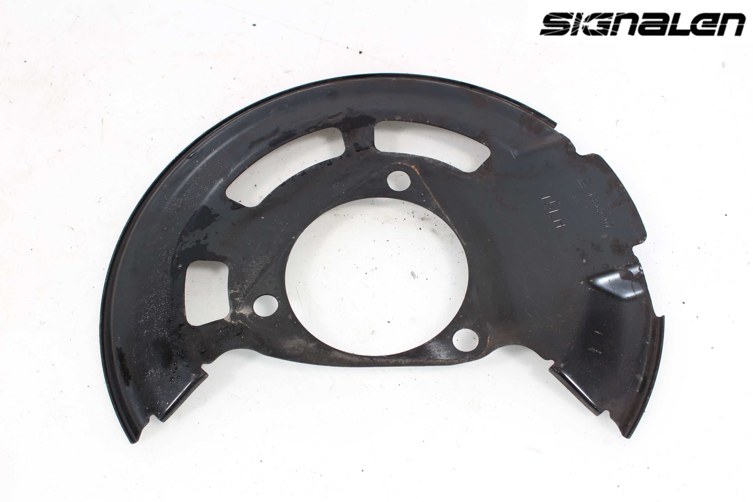 Opel ASTRA K 16-22 Bromssköld Fram