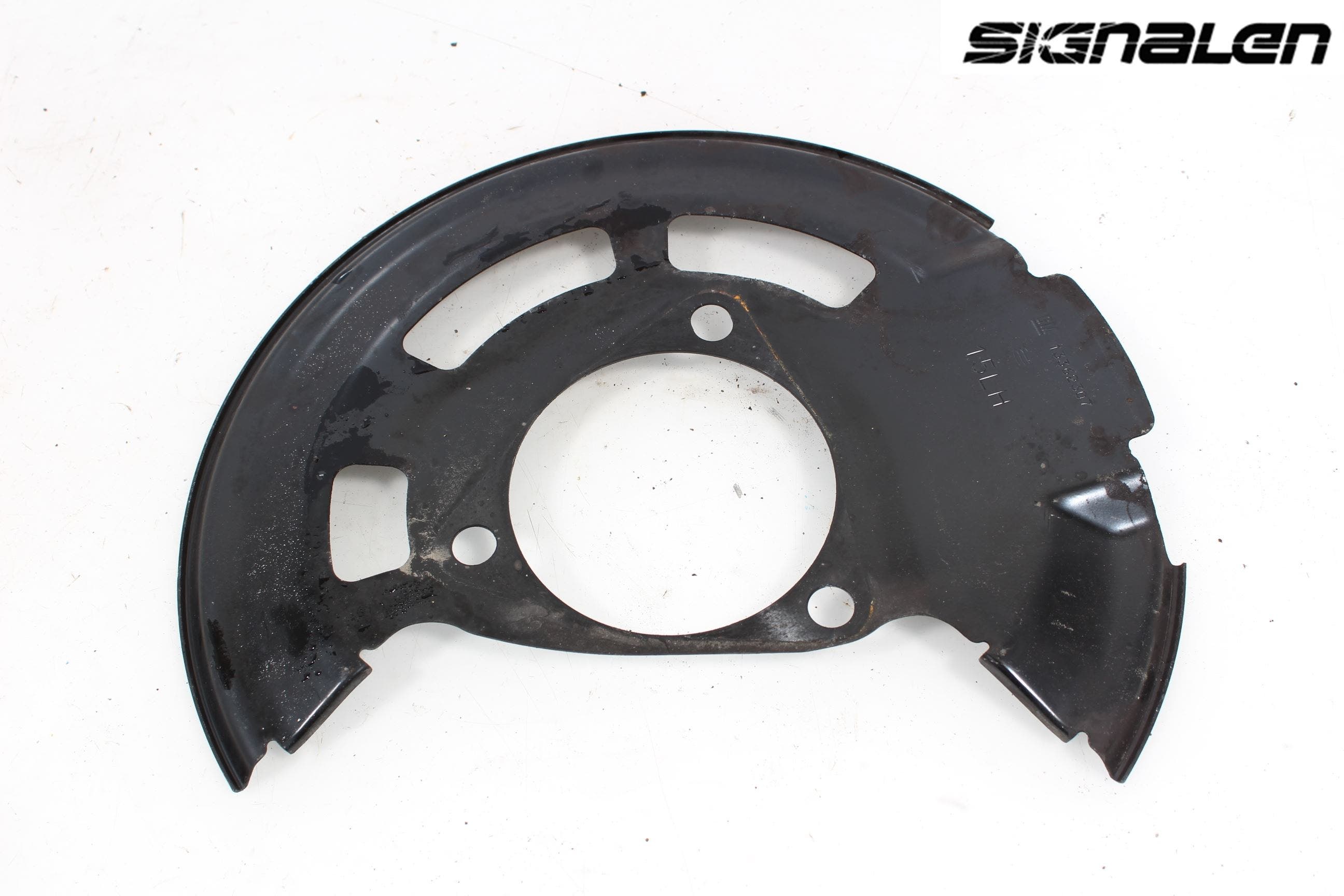 Opel ASTRA K 16-22 Bromssköld Fram