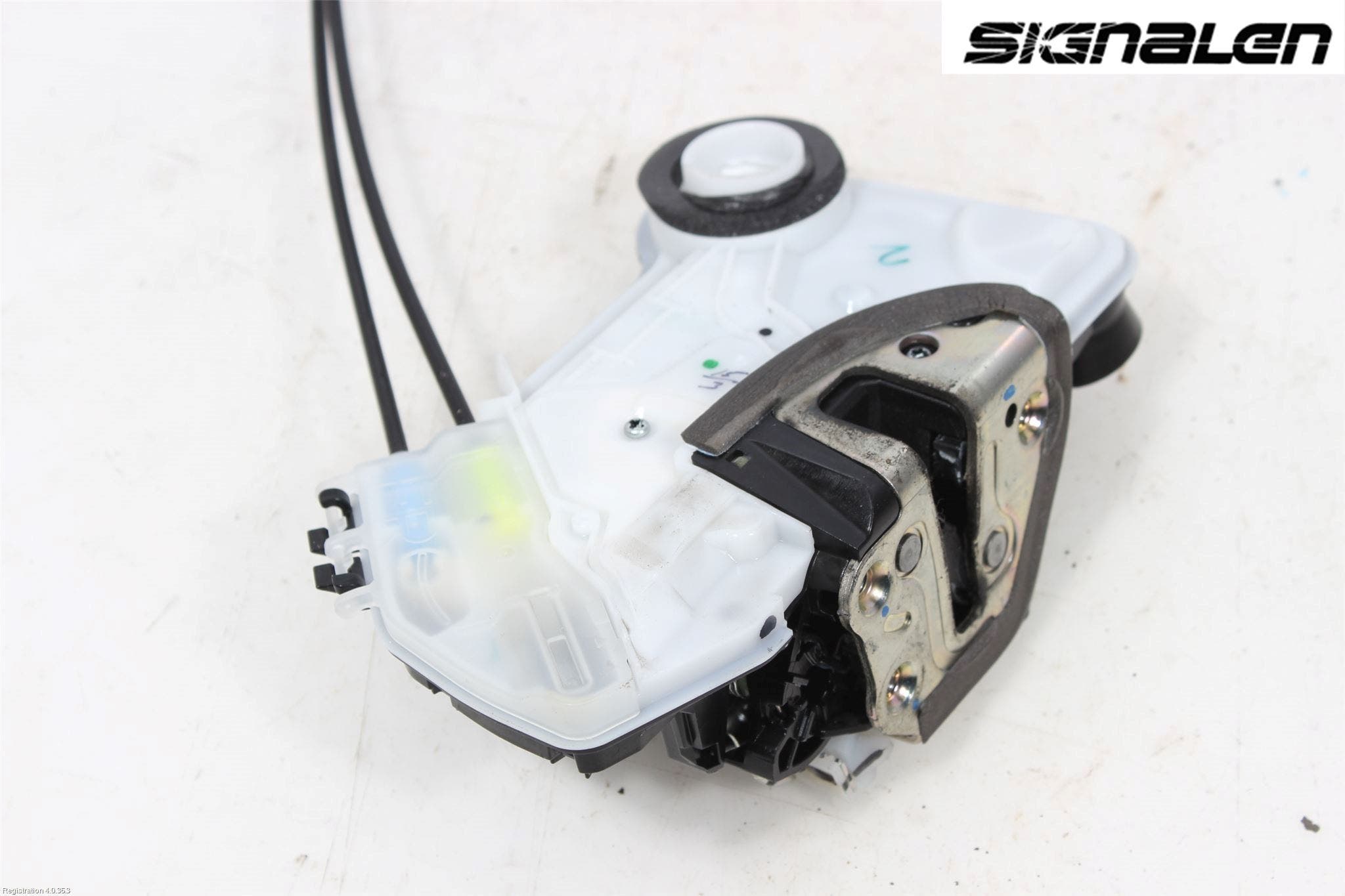 Peugeot 108 15-22 Låskista-Dörrlås