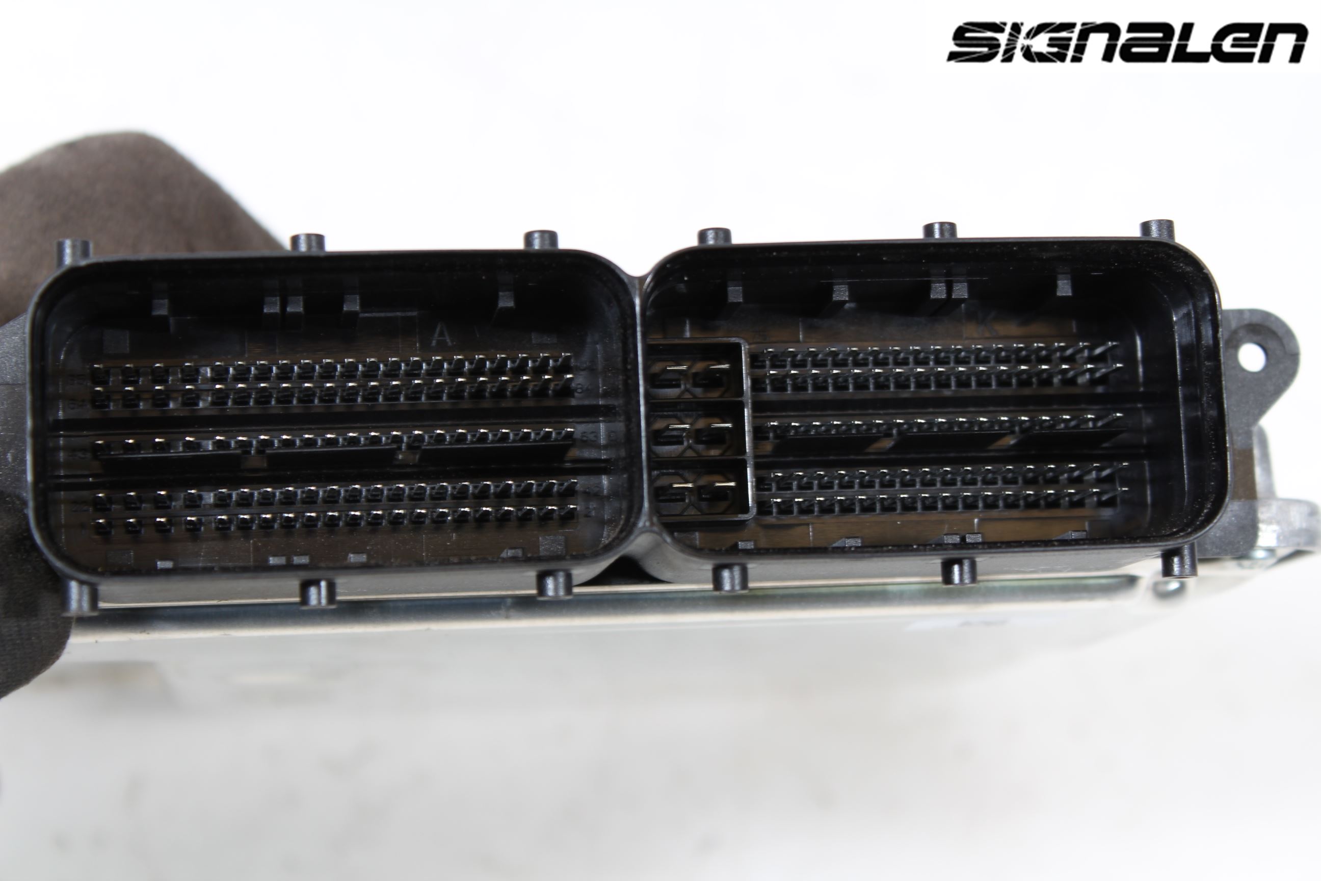 Audi A4/S4 B9 16-19 Styrenhet Insprut Bensin