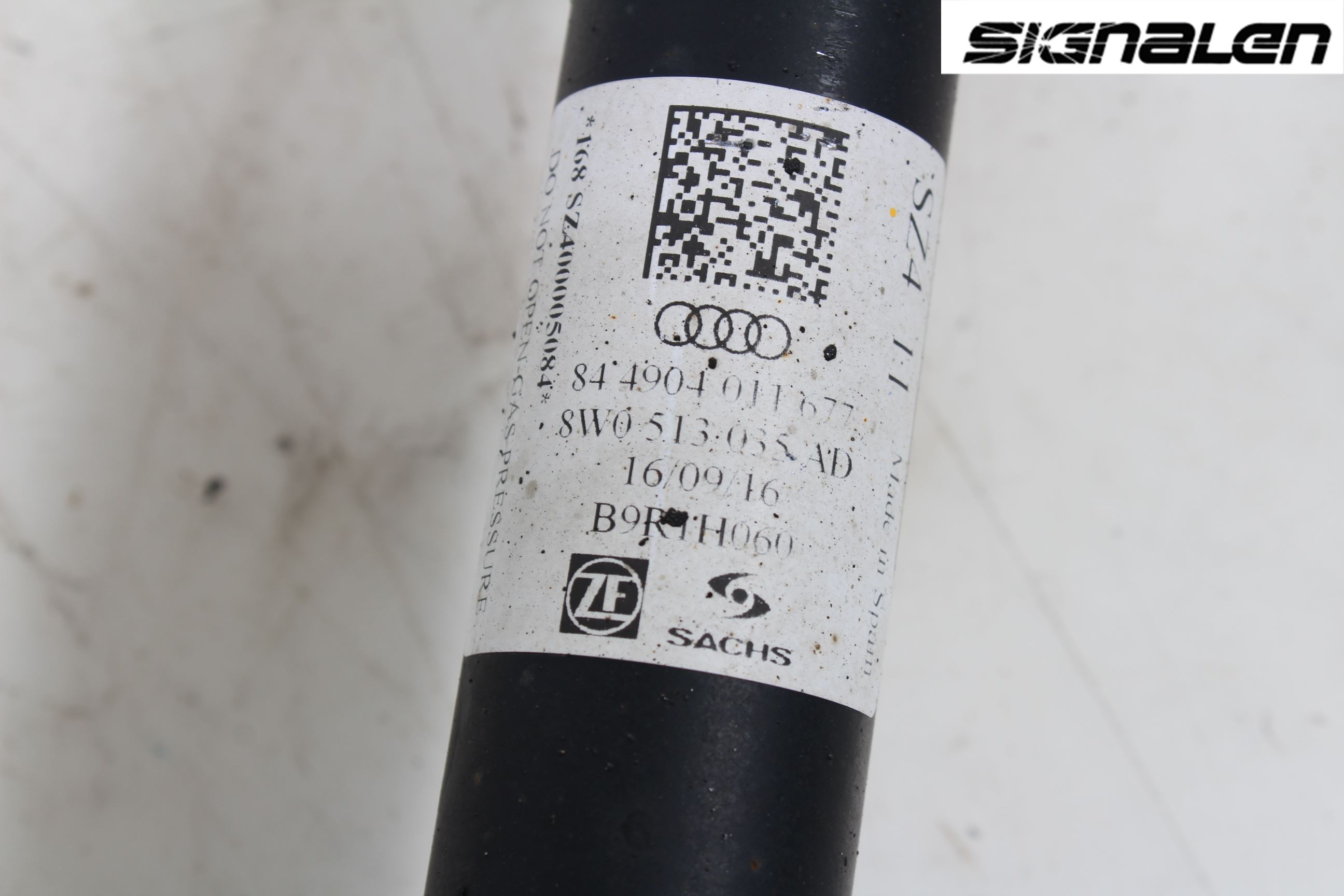 Audi A4/S4 B9 16-19 Stötdämpare Bak