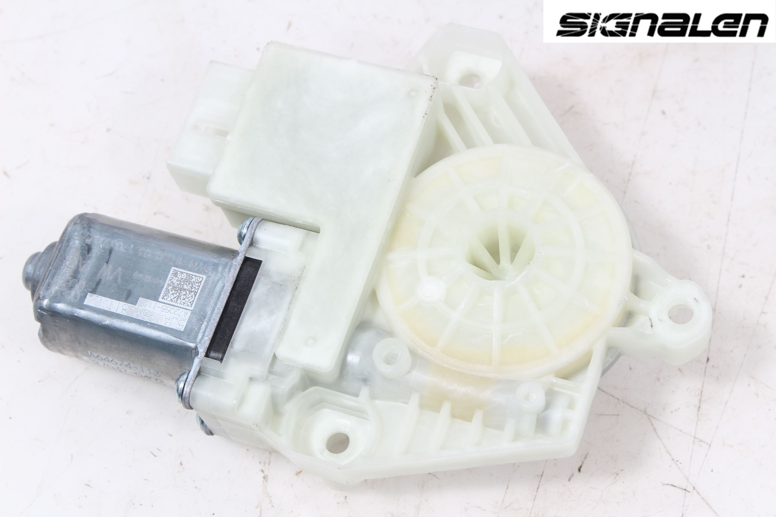 Skoda RAPID Fönsterhissmotor