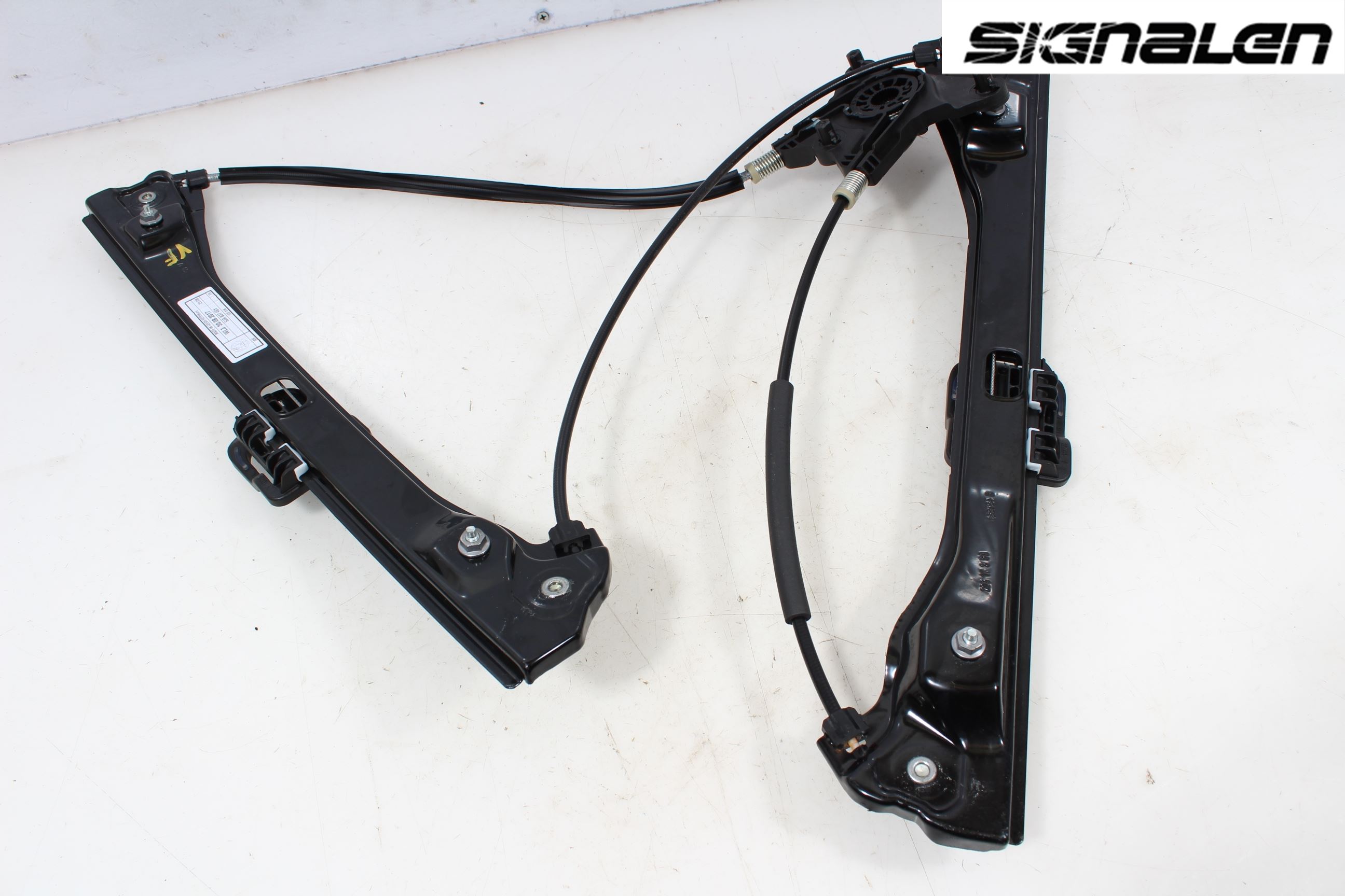 Skoda RAPID Fönsterhissmekanism