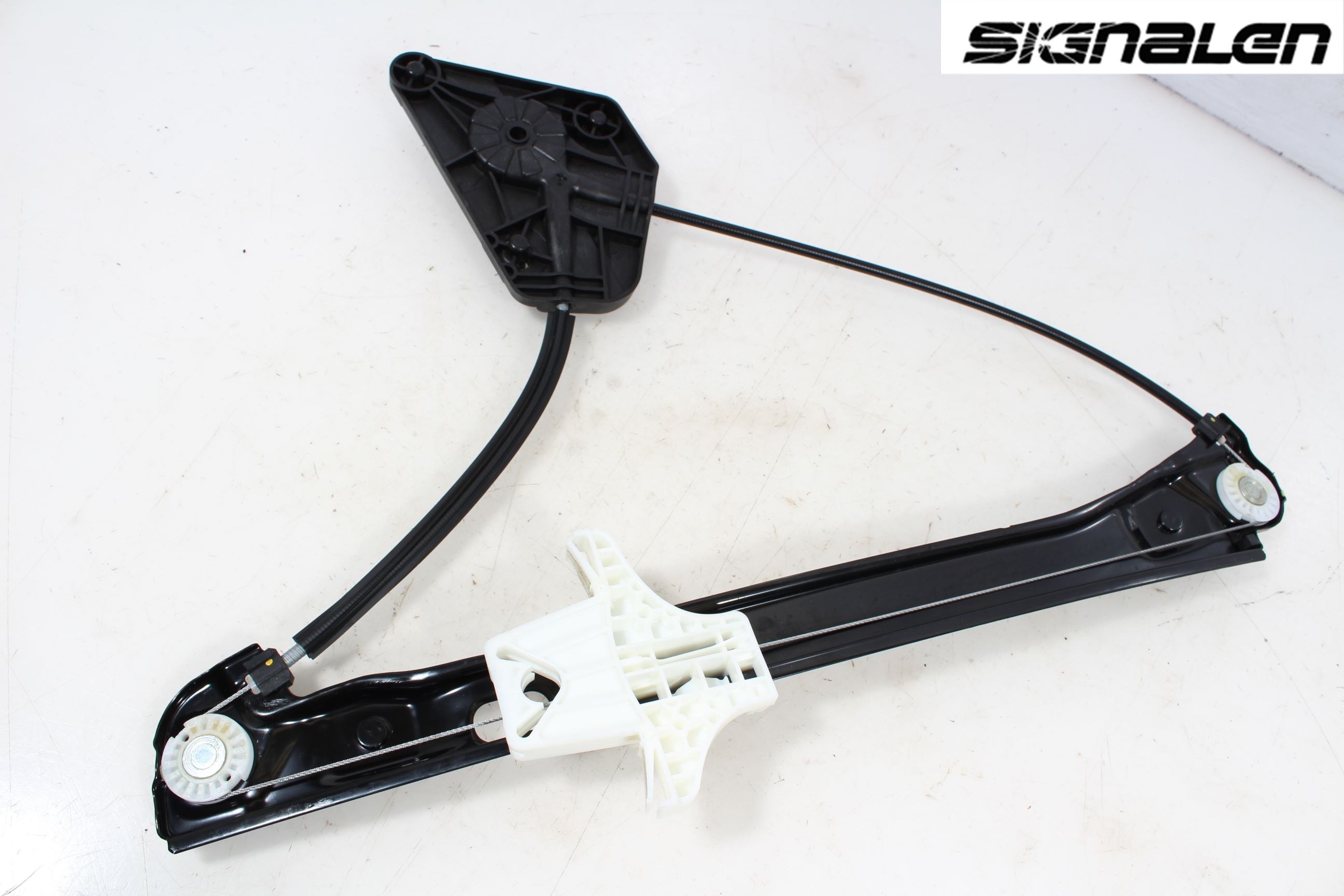 Skoda RAPID Fönsterhissmekanism