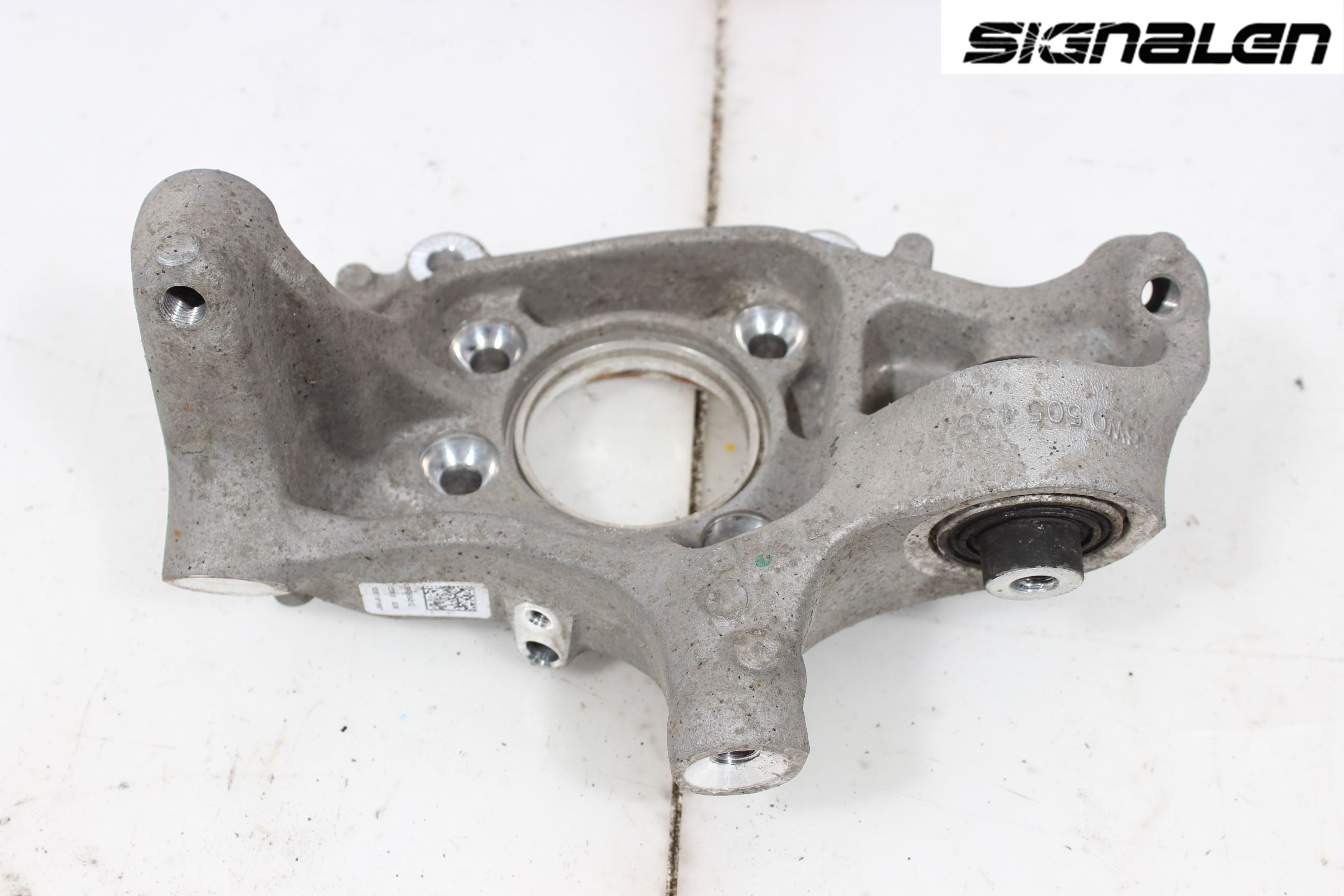 Audi A4/S4 B9 16-19 Hjullagerhus Bak Vä