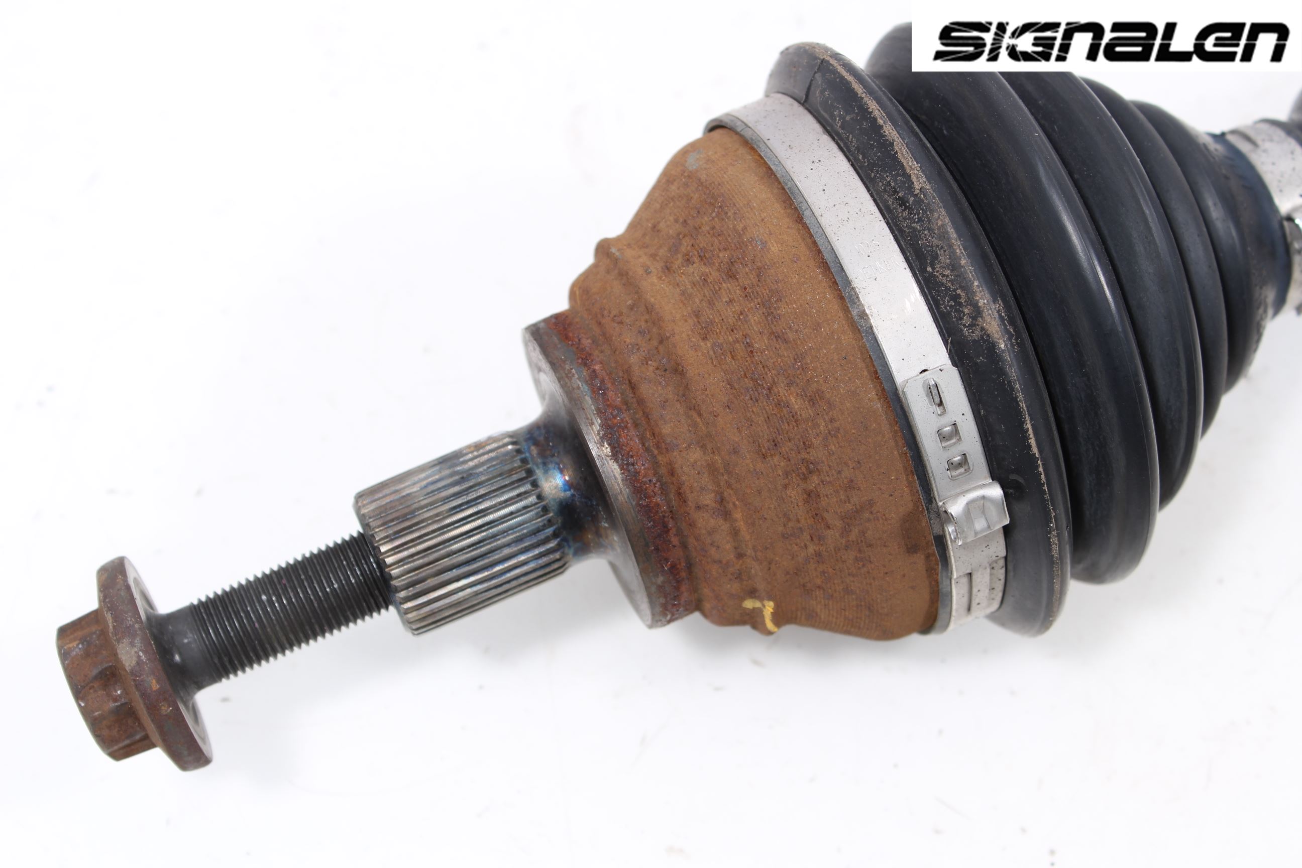 Skoda YETI Drivaxel Fram Höger