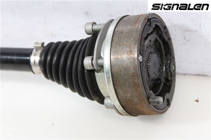 Skoda YETI Drivaxel Bak Höger