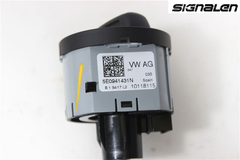 Skoda RAPID Strömställare Ljus