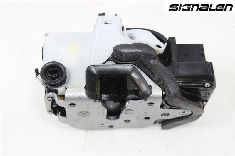 Opel ASTRA J 10-15 Låskista-Dörrlås