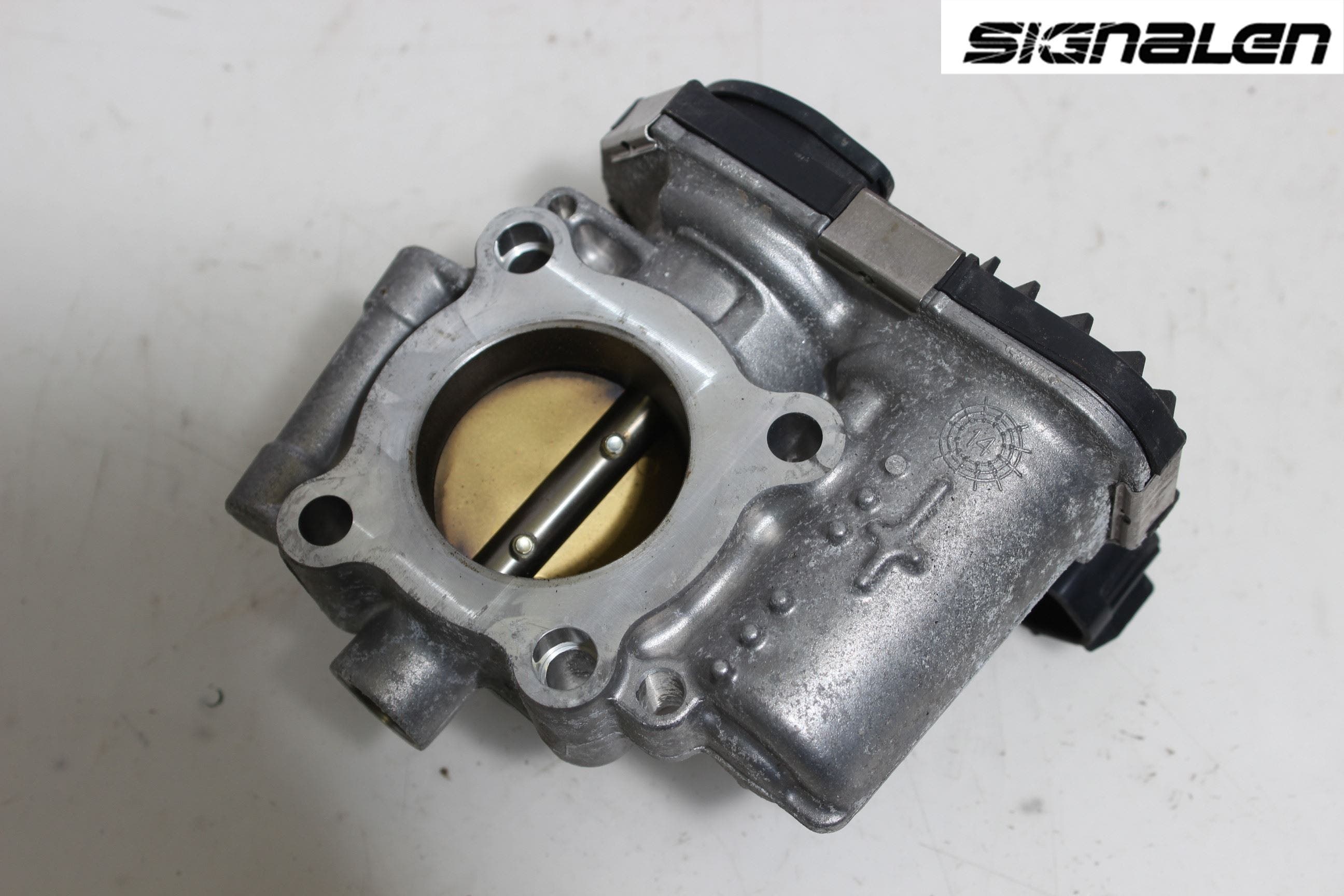 Opel CORSA E 15-19 Injspjällhus