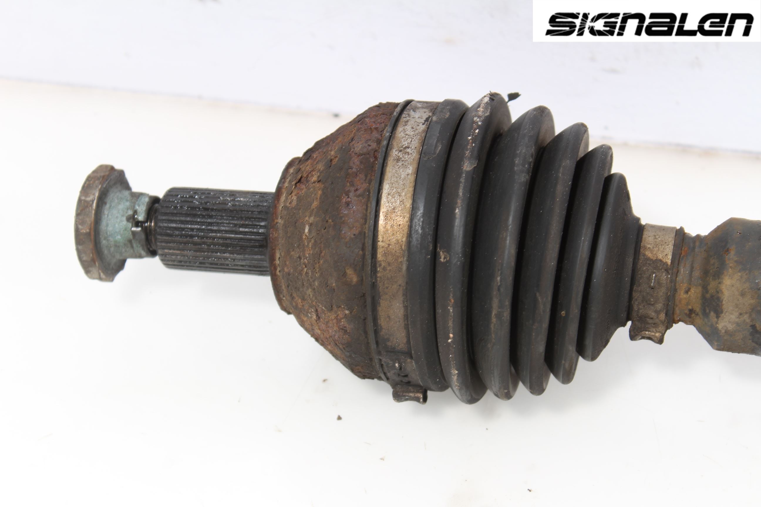 Skoda FABIA 07-14 Drivaxel Fram Höger