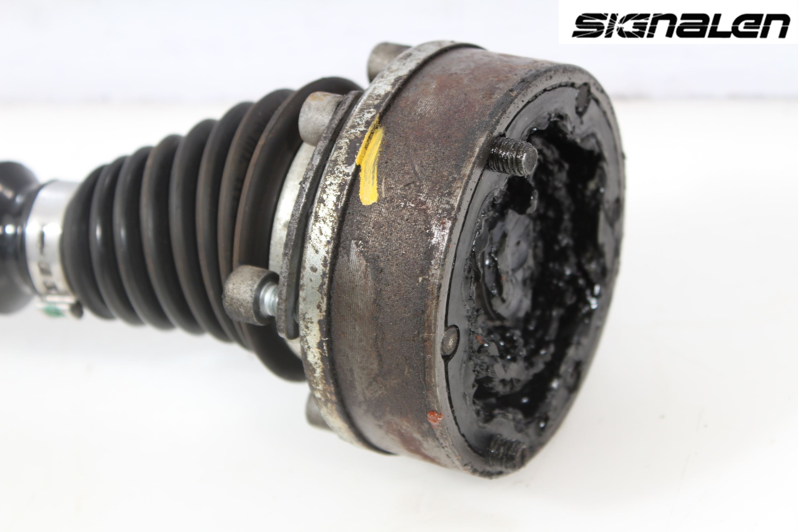 Skoda FABIA 07-14 Drivaxel Fram Höger