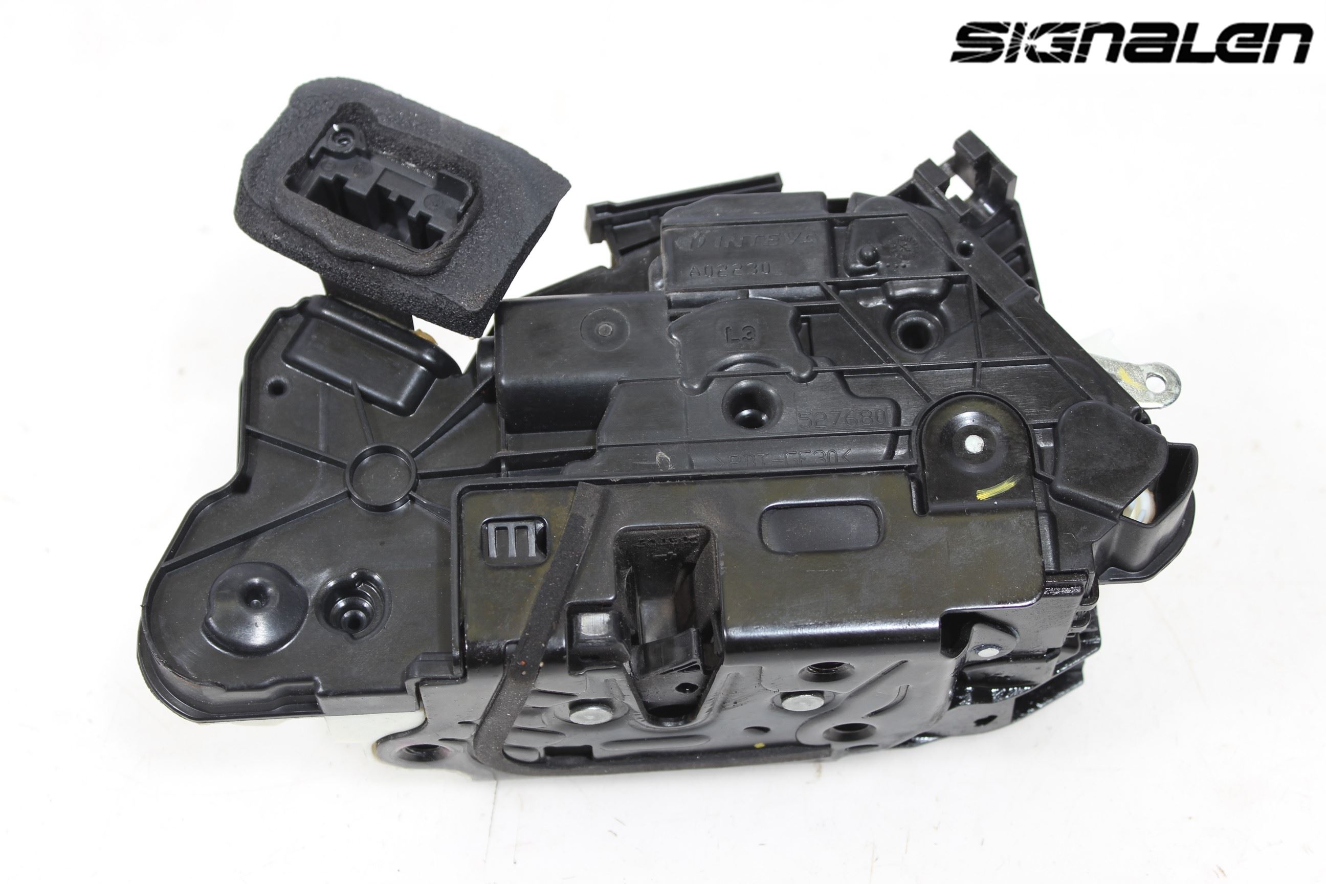 Skoda FABIA 15-21 Låskista-Dörrlås