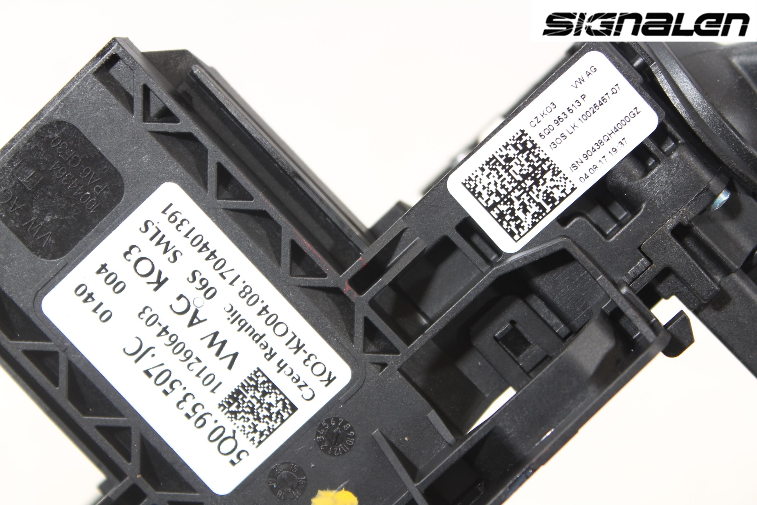 Volkswagen VW GOLF / E-GOLF VII 13-20 Spakcentral