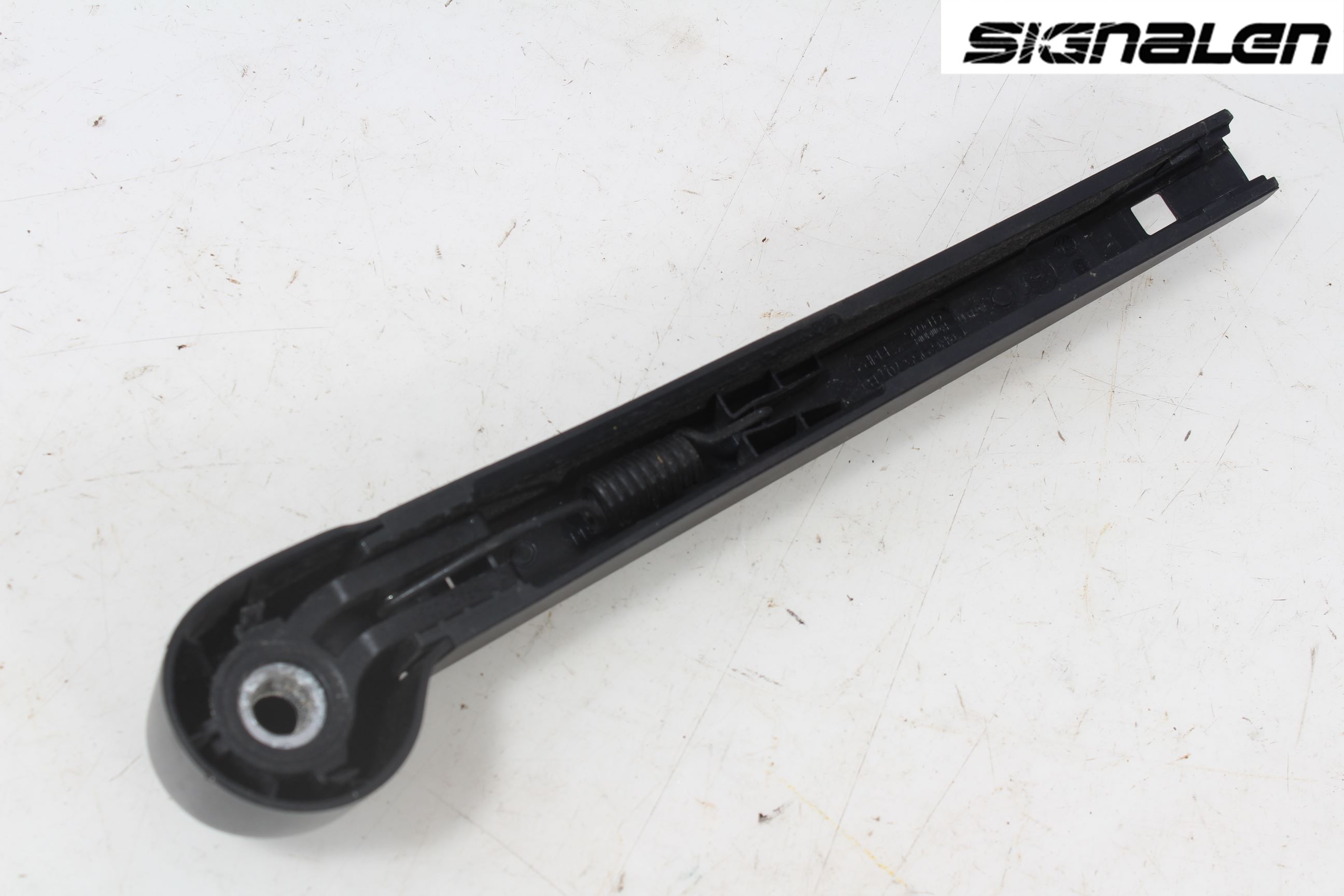 Volkswagen VW GOLF / E-GOLF VII 13-20 Torkararm-Bakruta