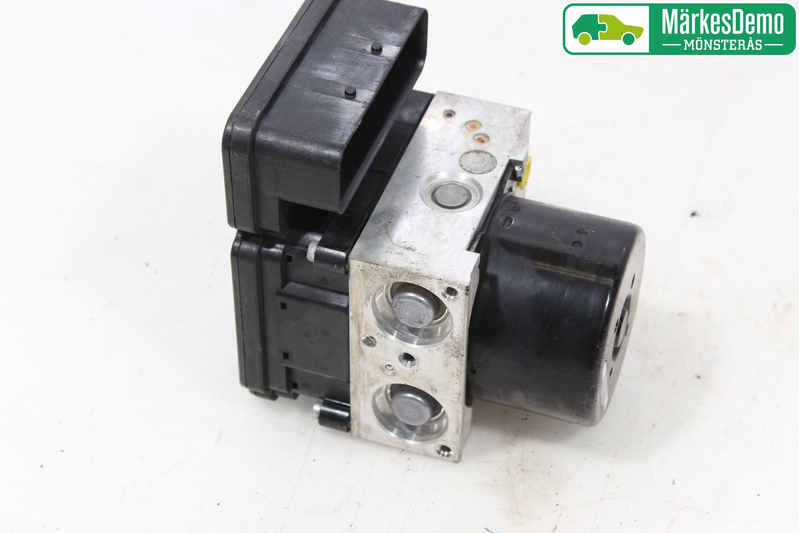 Volkswagen VW CADDY 11-15 Abs Hydraulaggregat